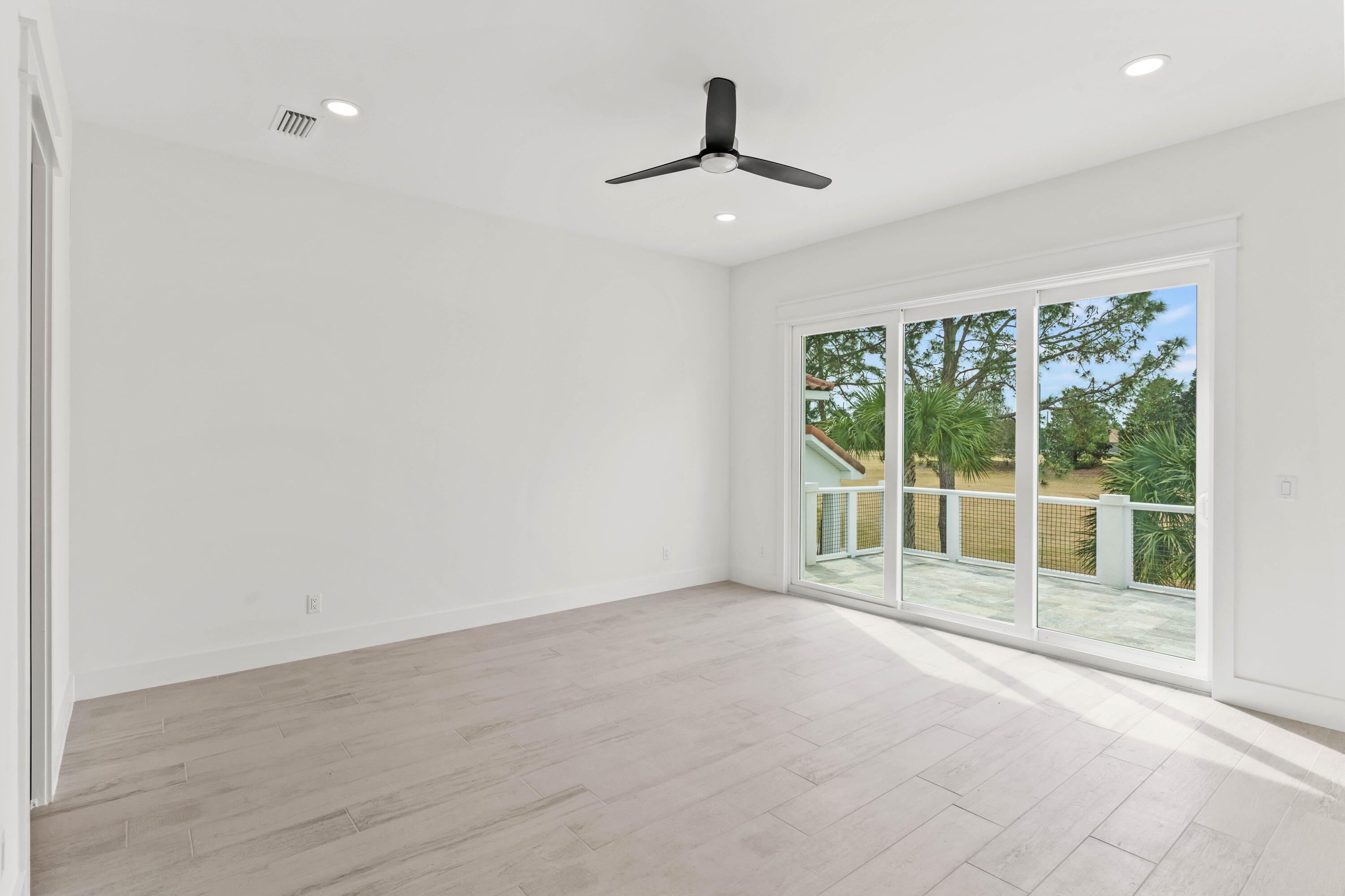 EMERALD BAY PH 1A - Residential