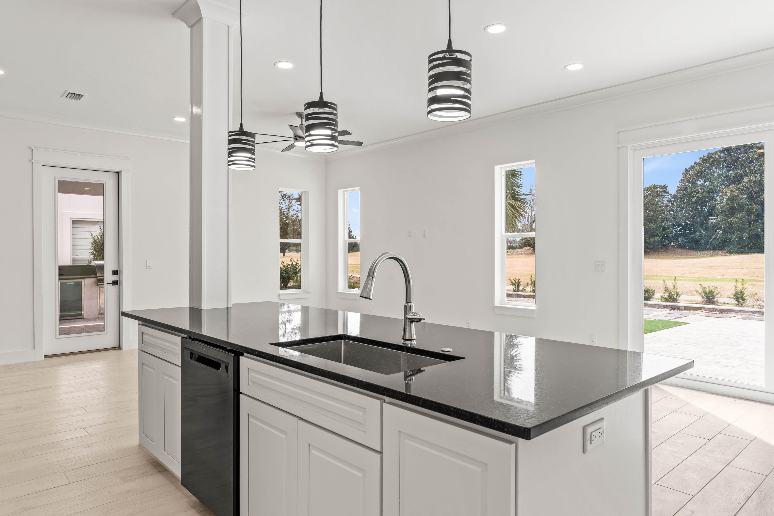 EMERALD BAY PH 1A - Residential