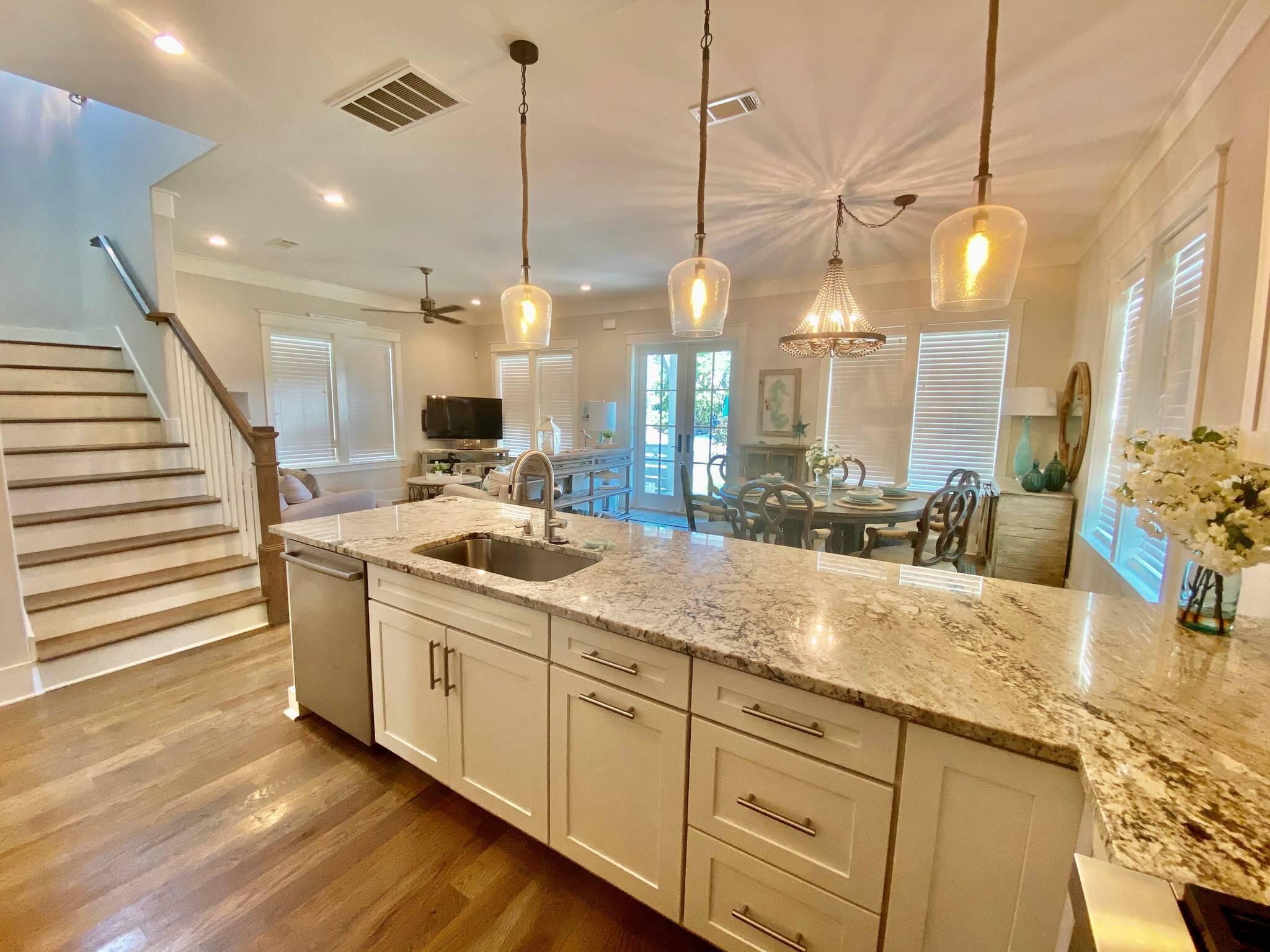 LAKESIDE AT BLUE MOUNTAIN BEACH - Residential