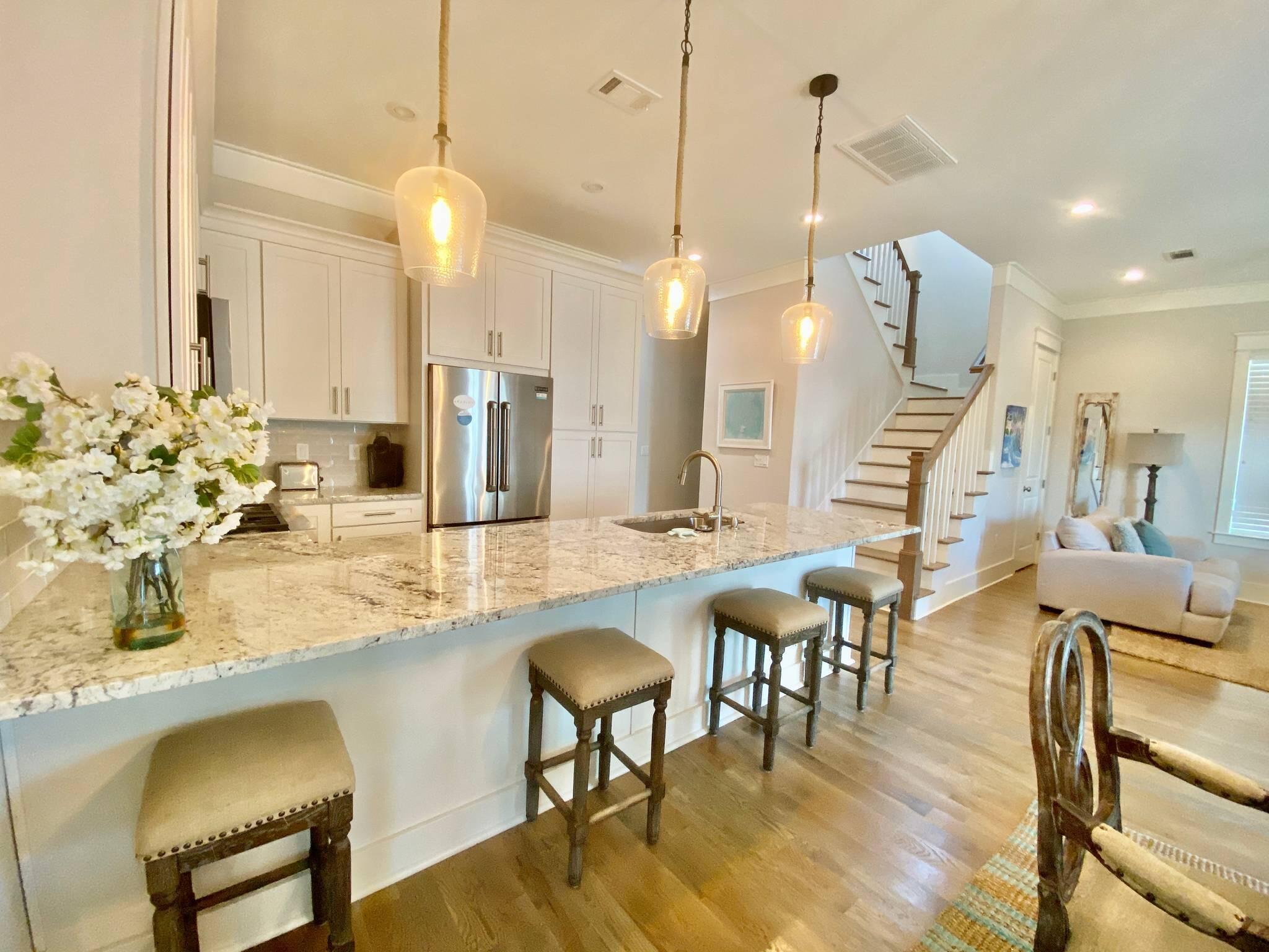 LAKESIDE AT BLUE MOUNTAIN BEACH - Residential