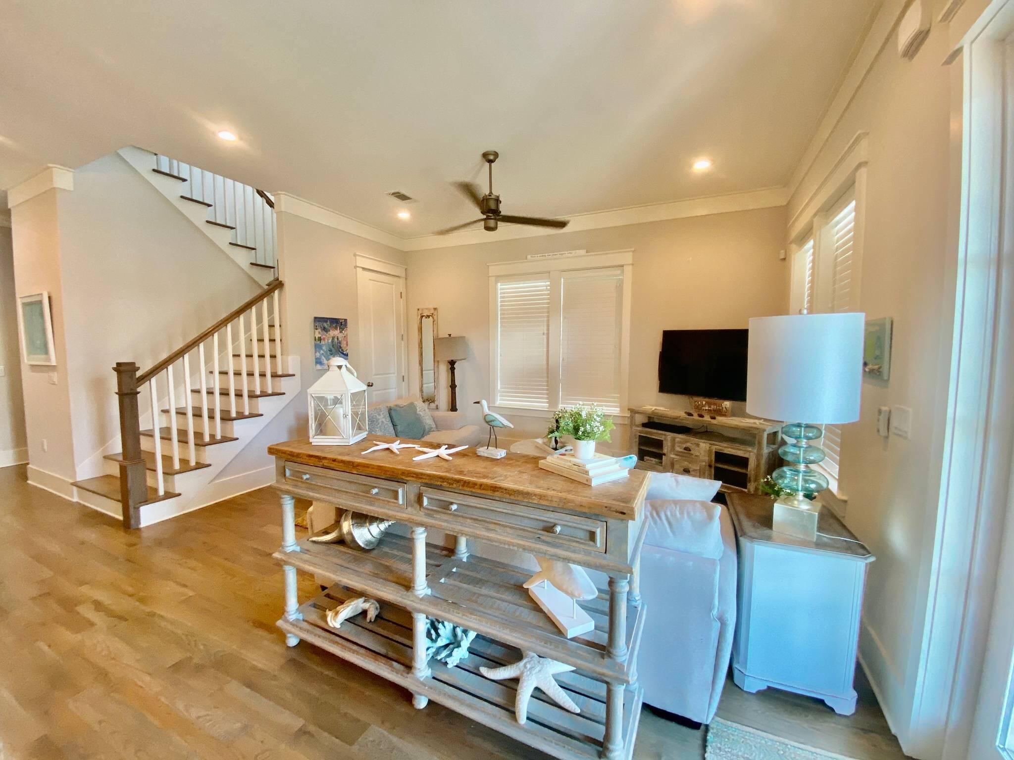 LAKESIDE AT BLUE MOUNTAIN BEACH - Residential