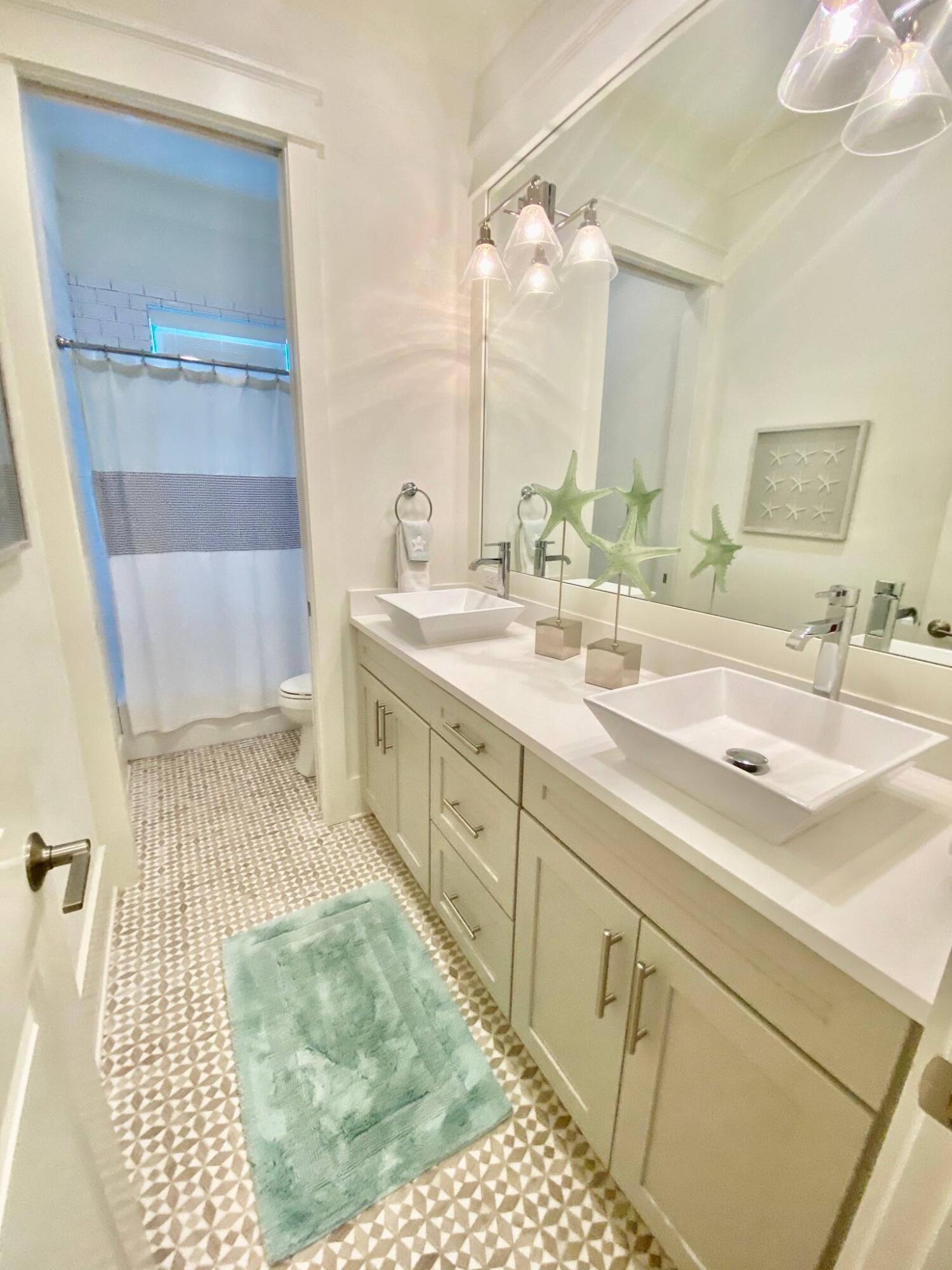 LAKESIDE AT BLUE MOUNTAIN BEACH - Residential