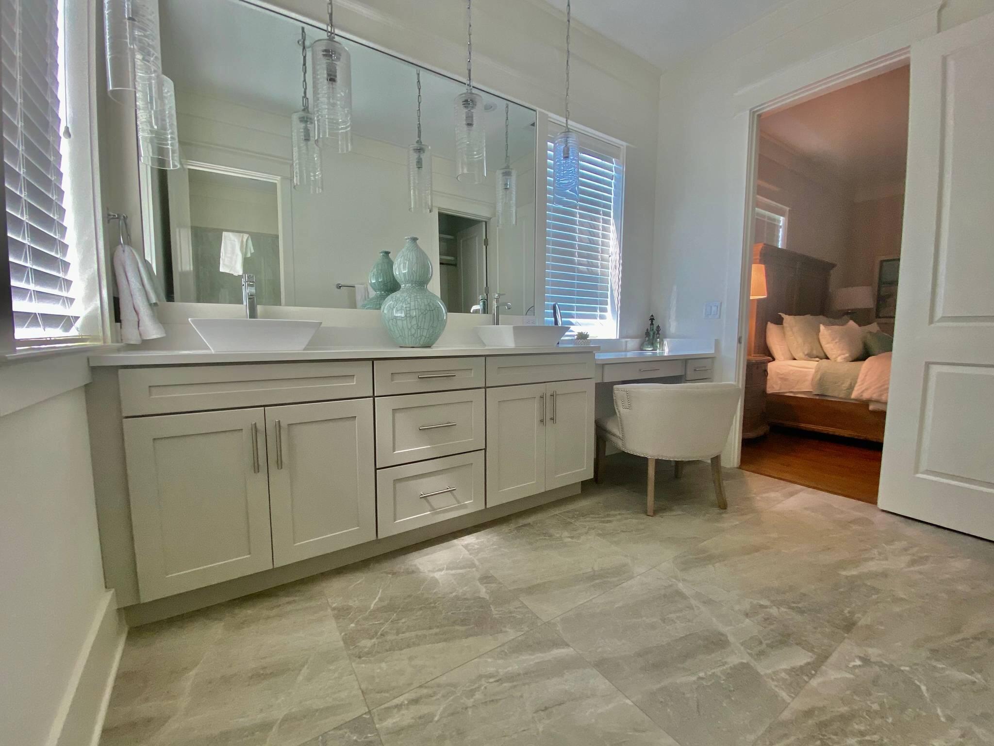 LAKESIDE AT BLUE MOUNTAIN BEACH - Residential