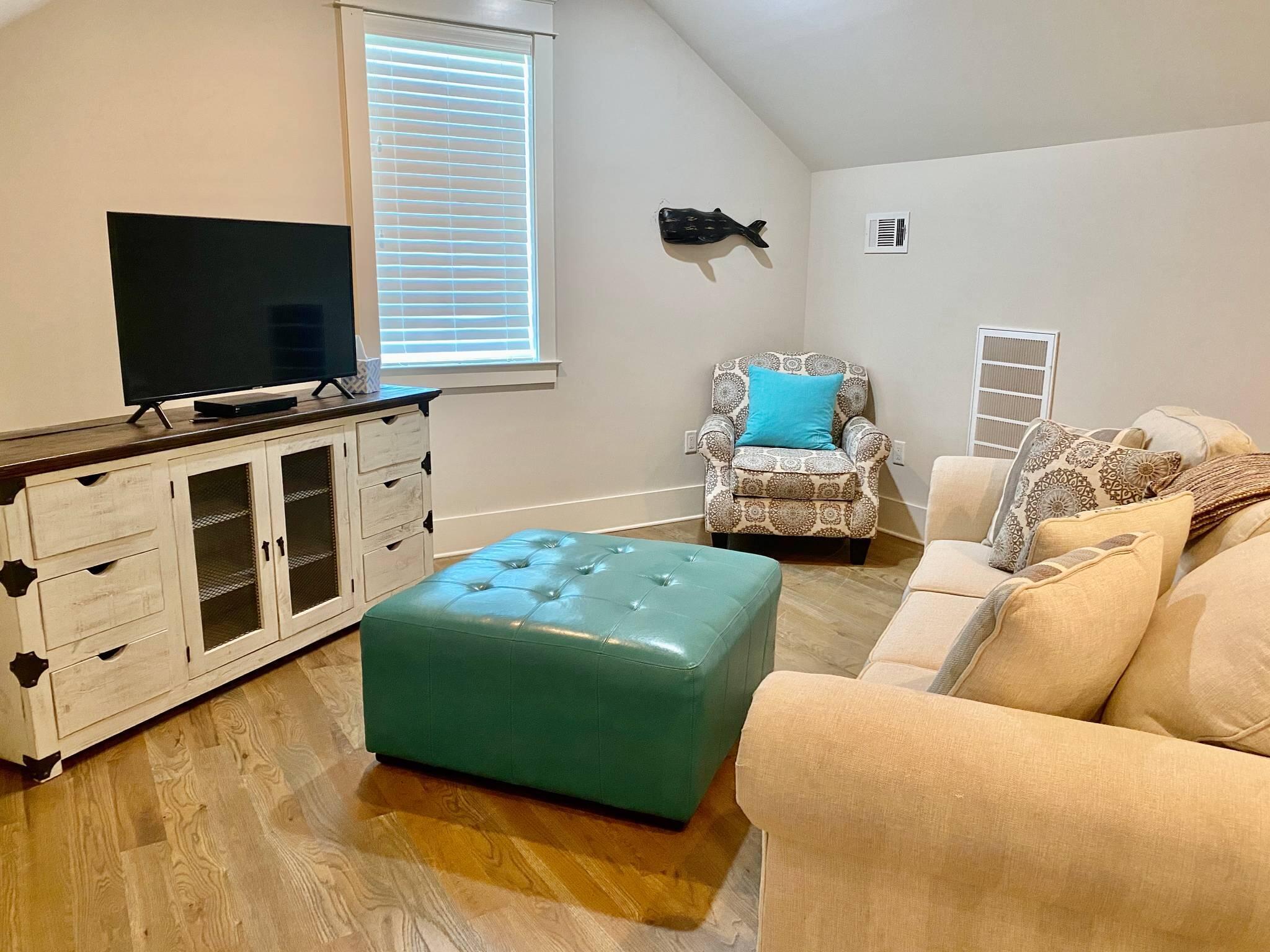 LAKESIDE AT BLUE MOUNTAIN BEACH - Residential