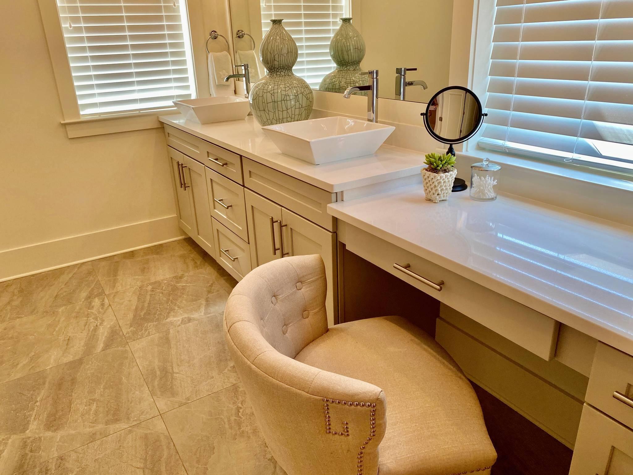 LAKESIDE AT BLUE MOUNTAIN BEACH - Residential