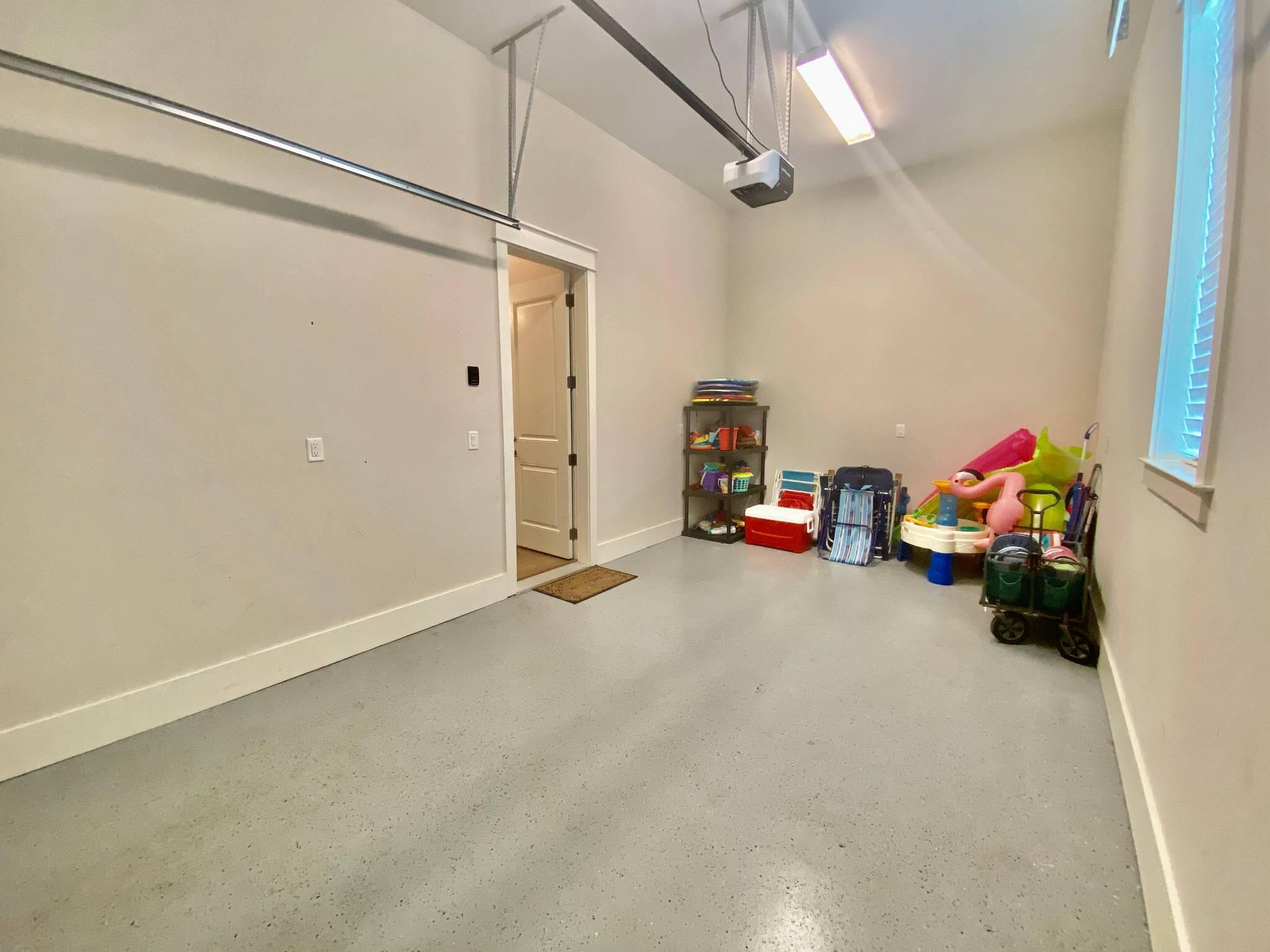 LAKESIDE AT BLUE MOUNTAIN BEACH - Residential