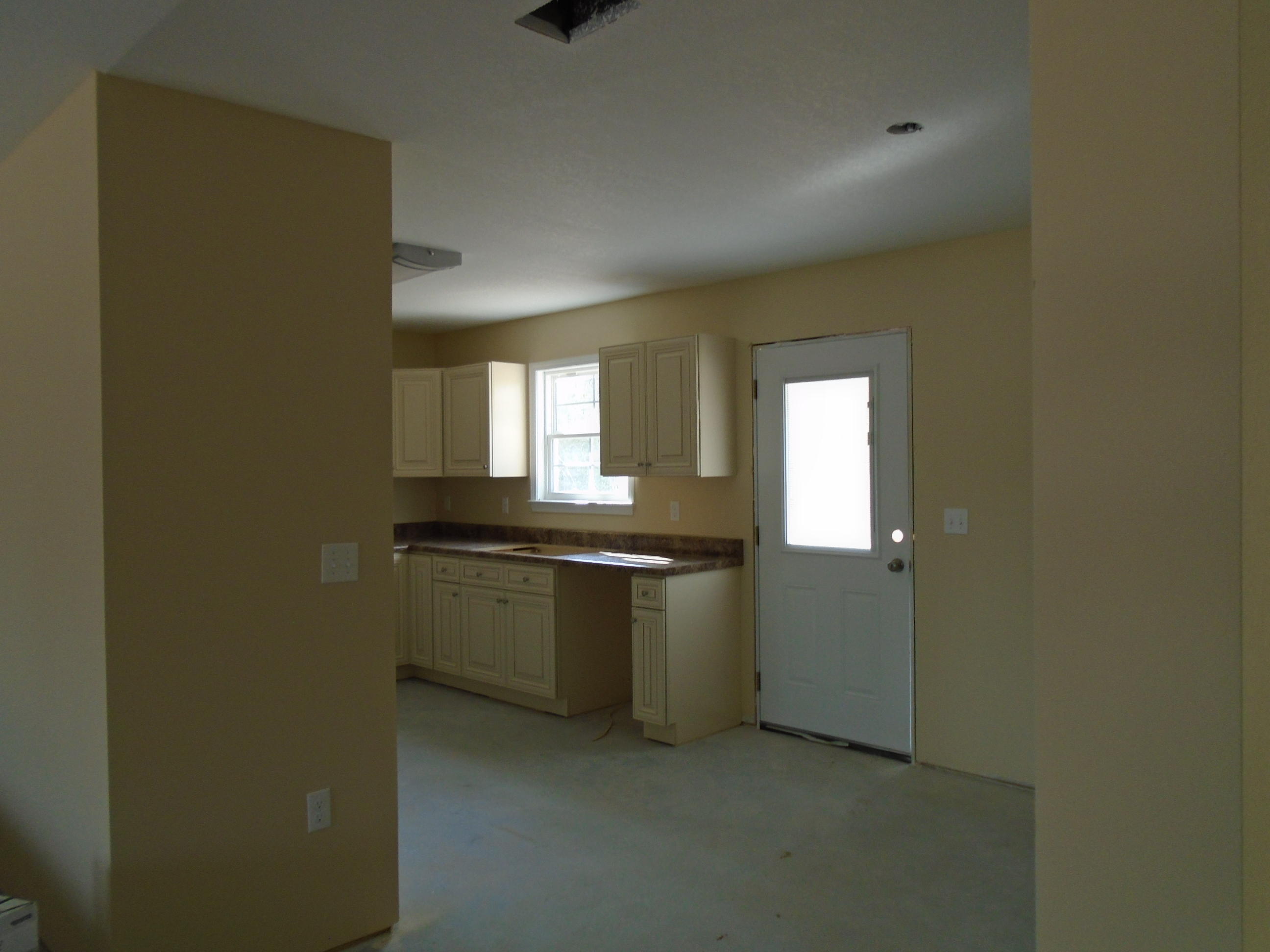 SPRING HILL ESTATES - Residential