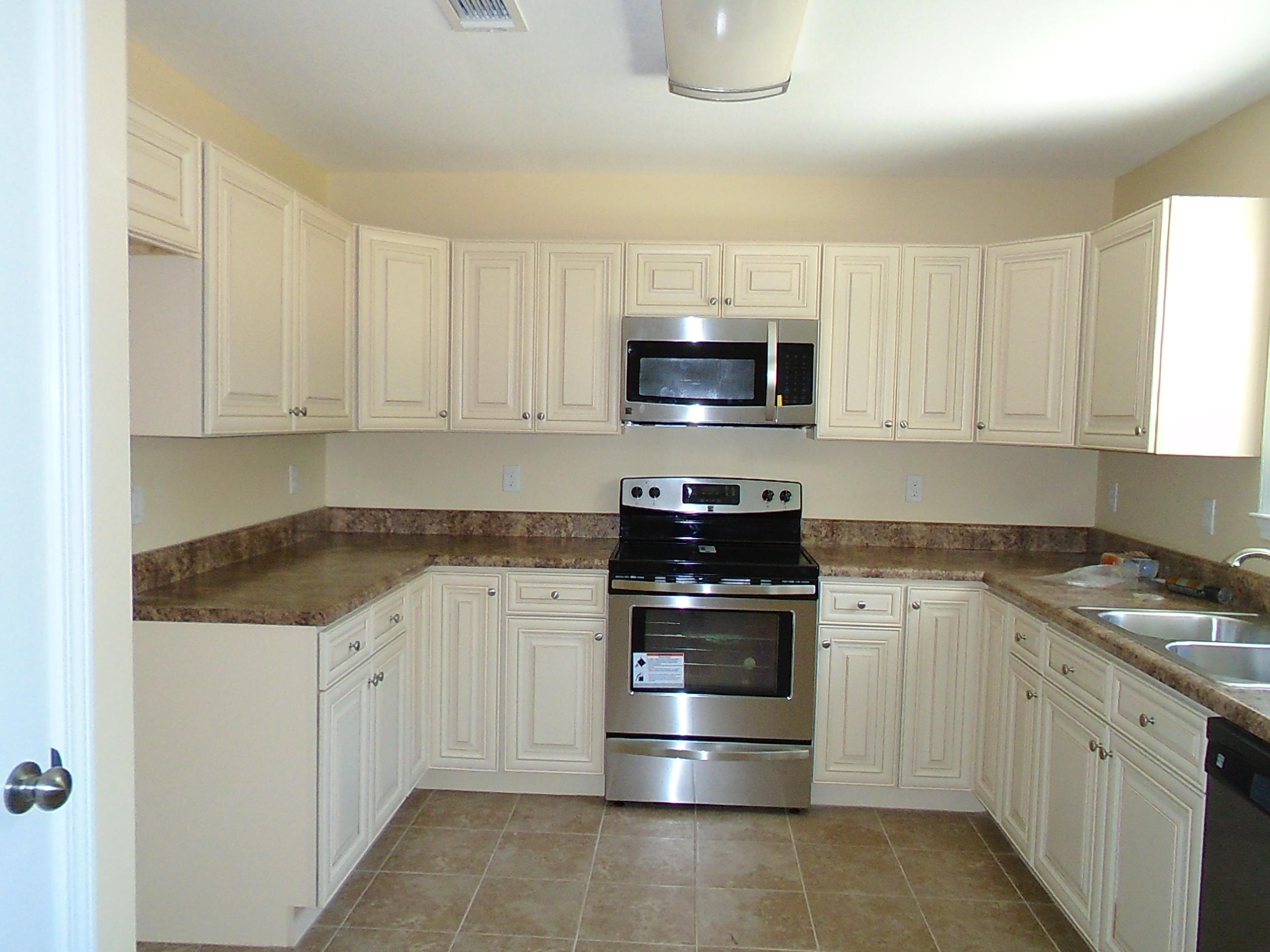 SPRING HILL ESTATES - Residential