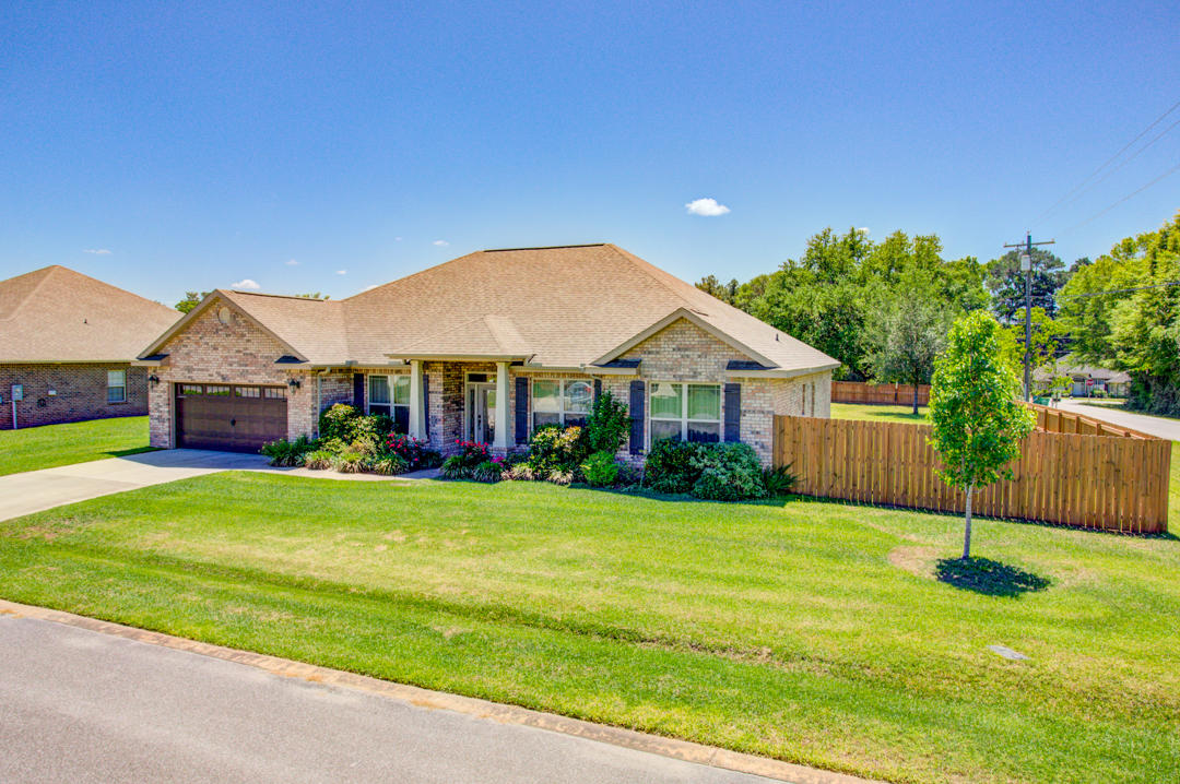 FOUR WINDS S/D - Residential