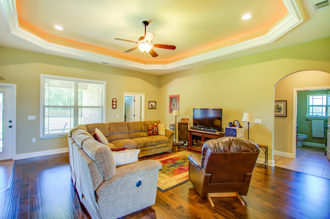 FOUR WINDS S/D - Residential