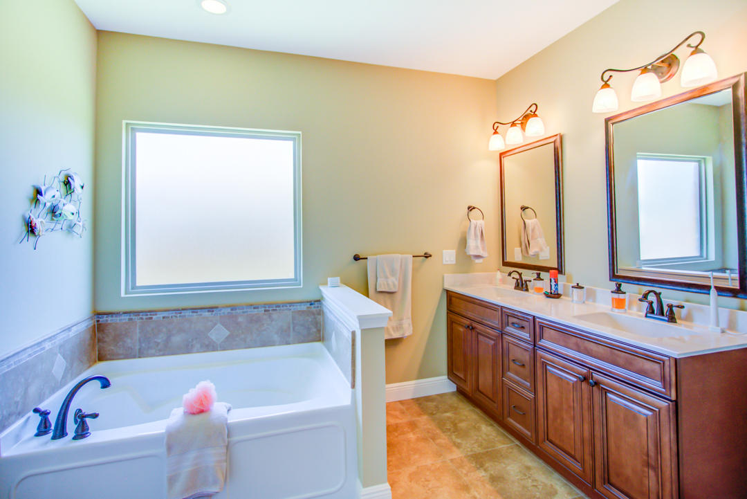 FOUR WINDS S/D - Residential