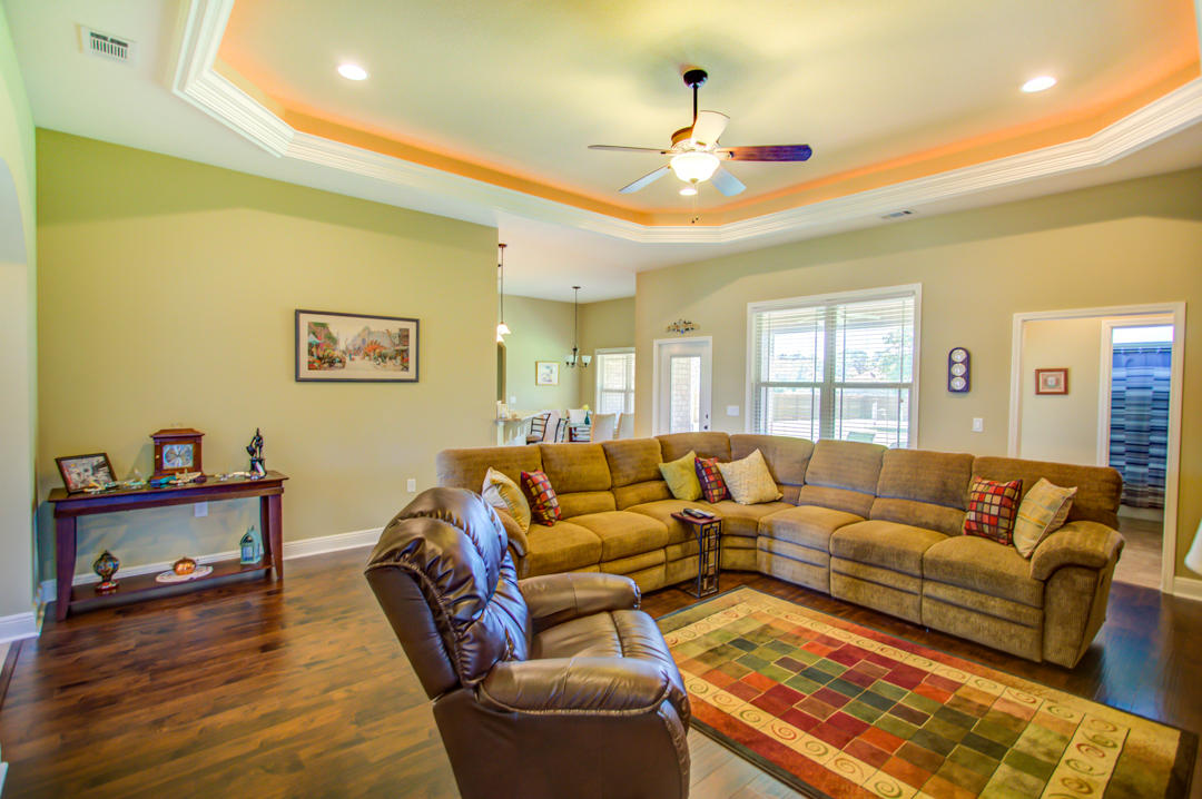 FOUR WINDS S/D - Residential