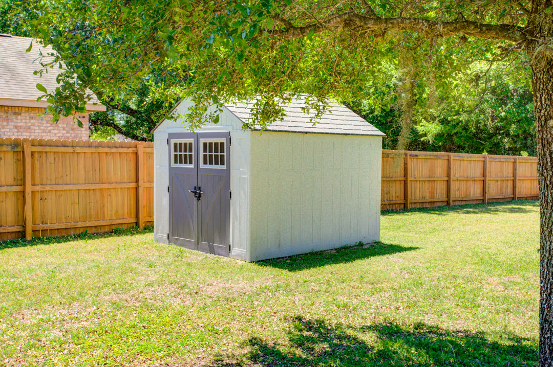 FOUR WINDS S/D - Residential