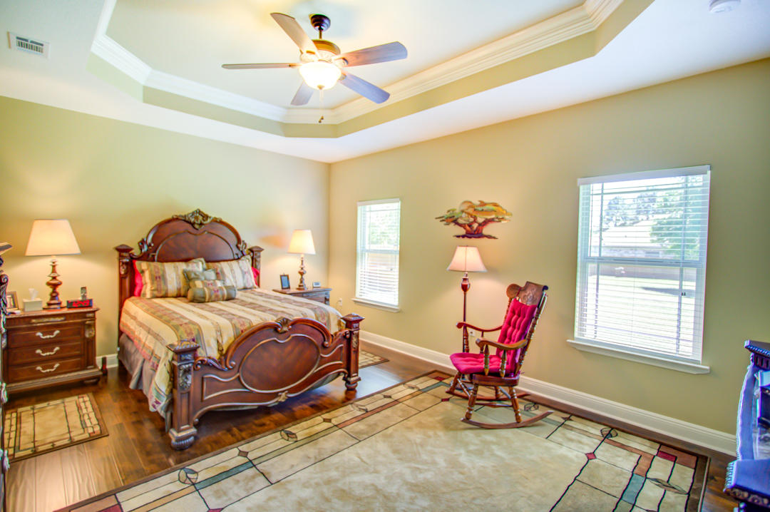 FOUR WINDS S/D - Residential