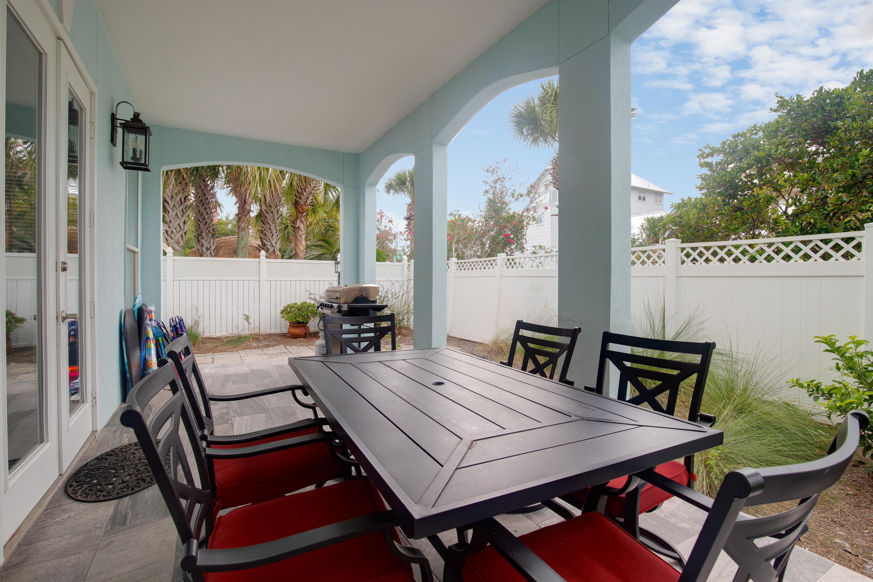 EMERALD WATERS - Residential