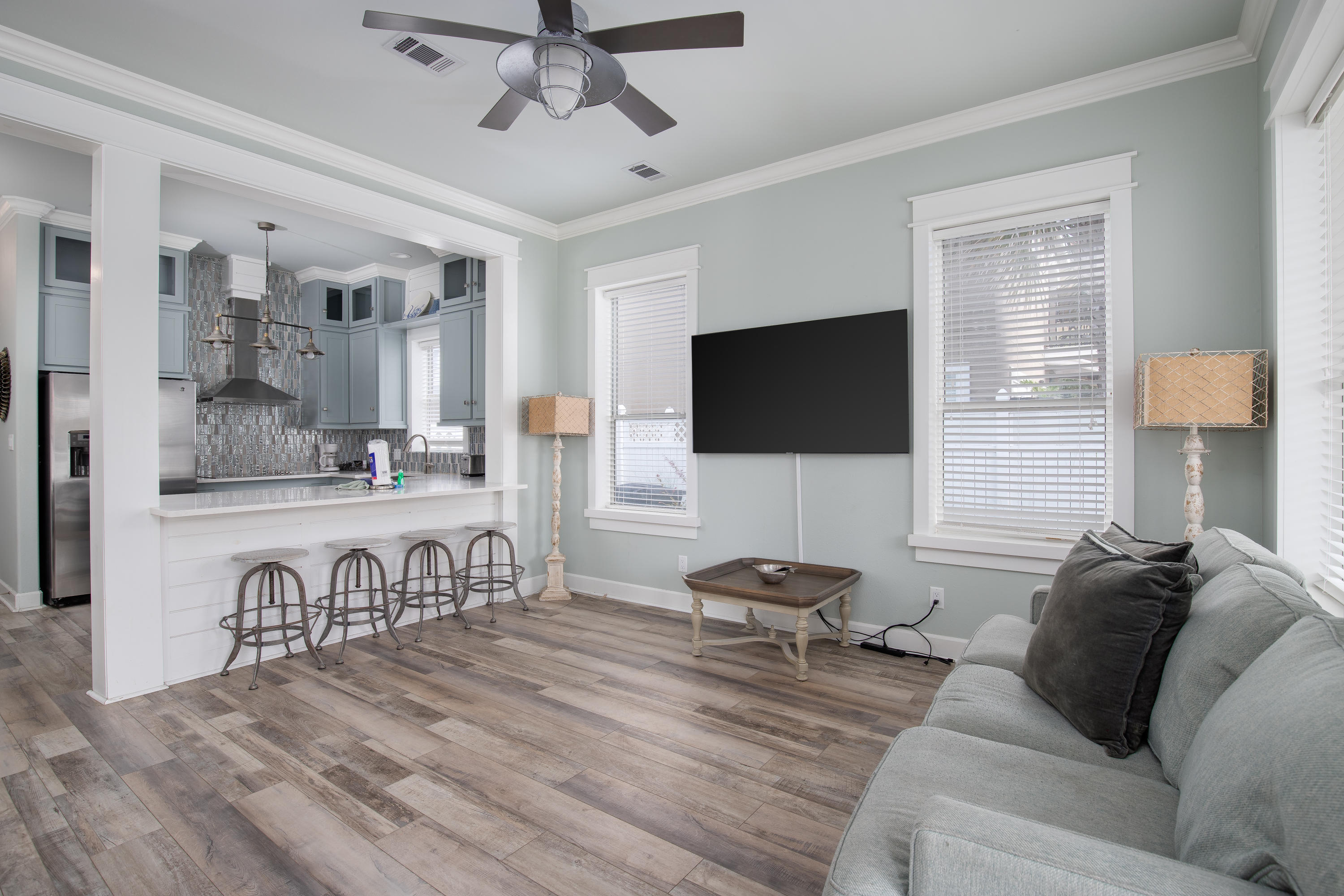 EMERALD WATERS - Residential