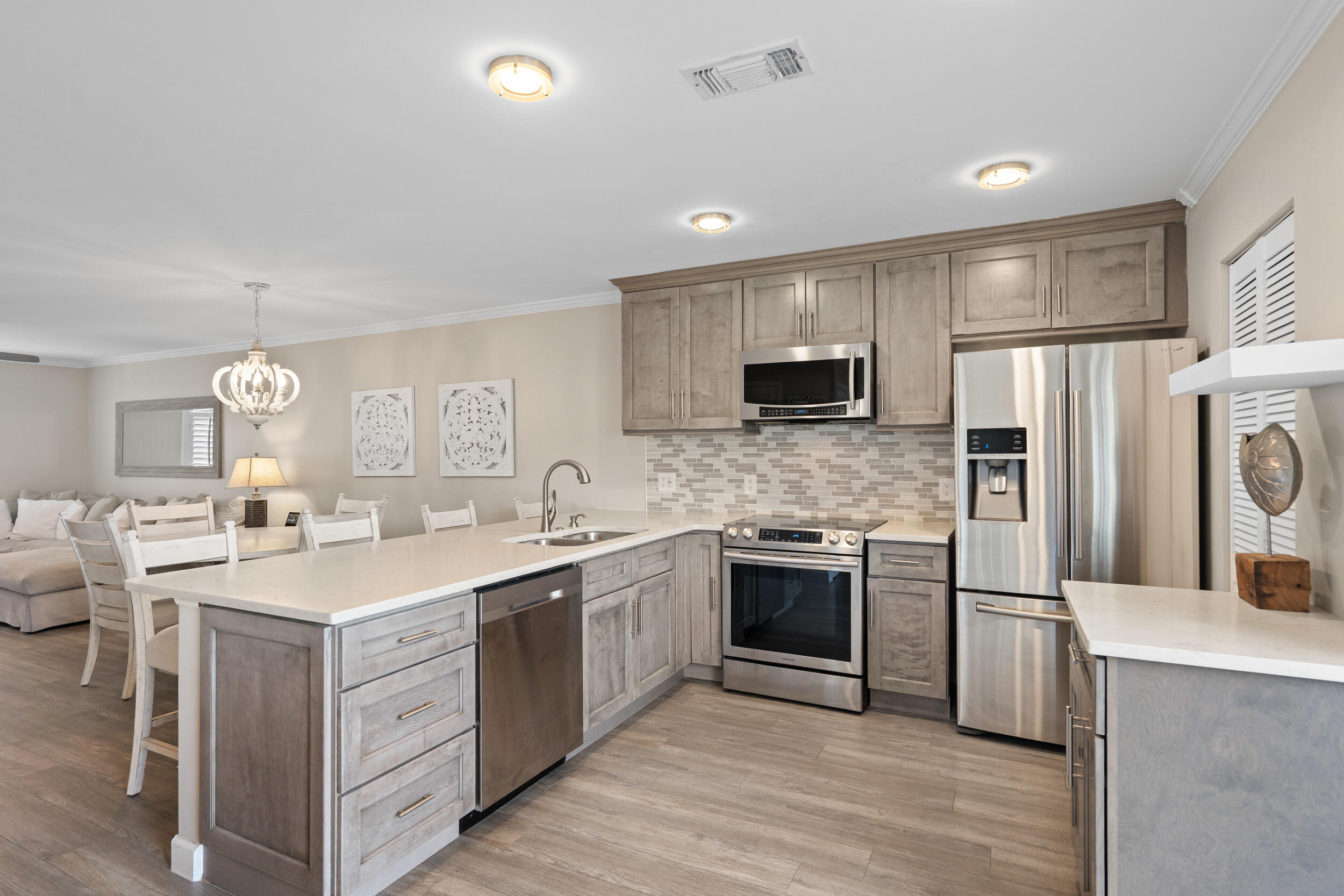 SANDPRINTS CONDO - Residential