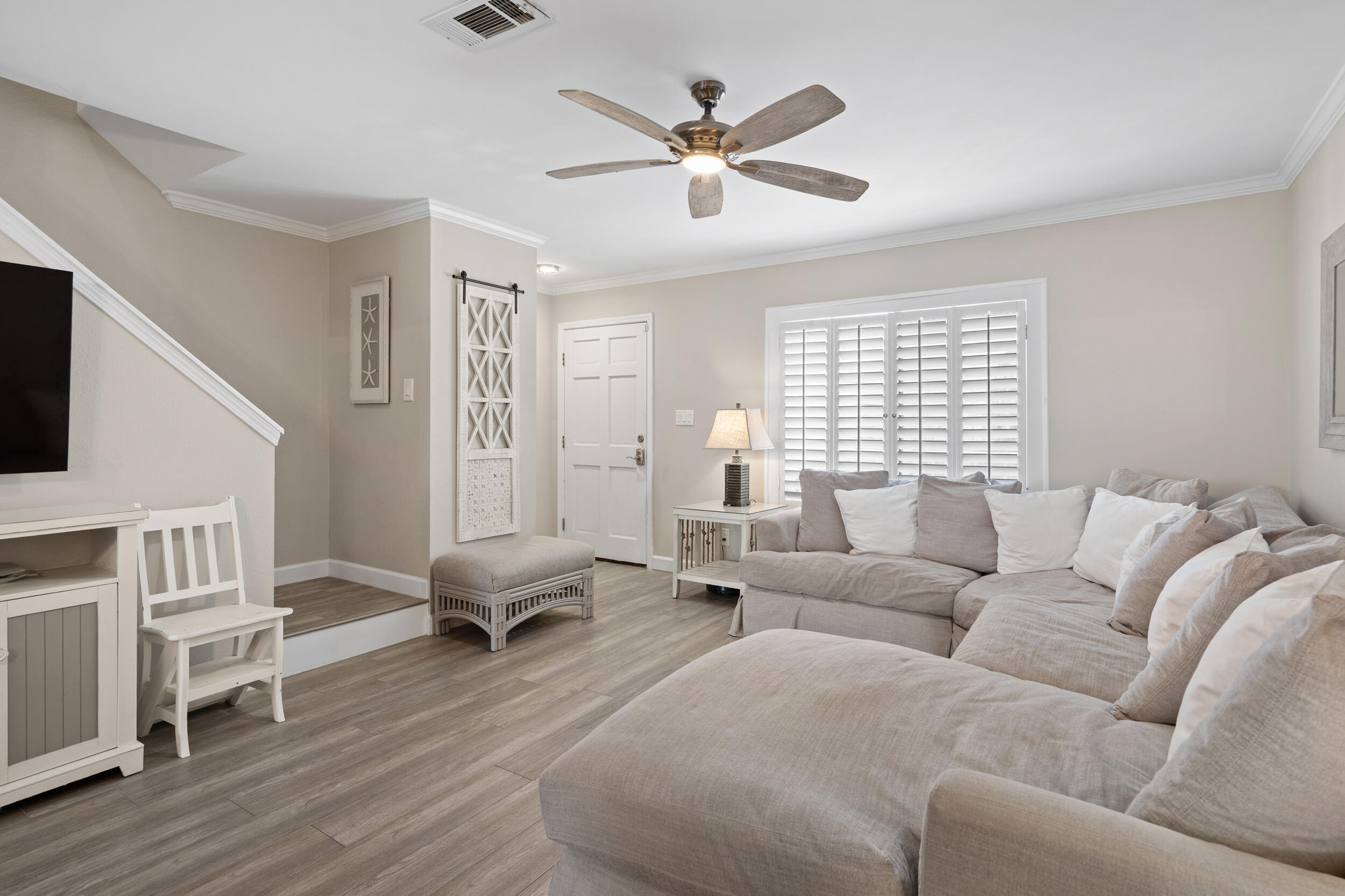 SANDPRINTS CONDO - Residential