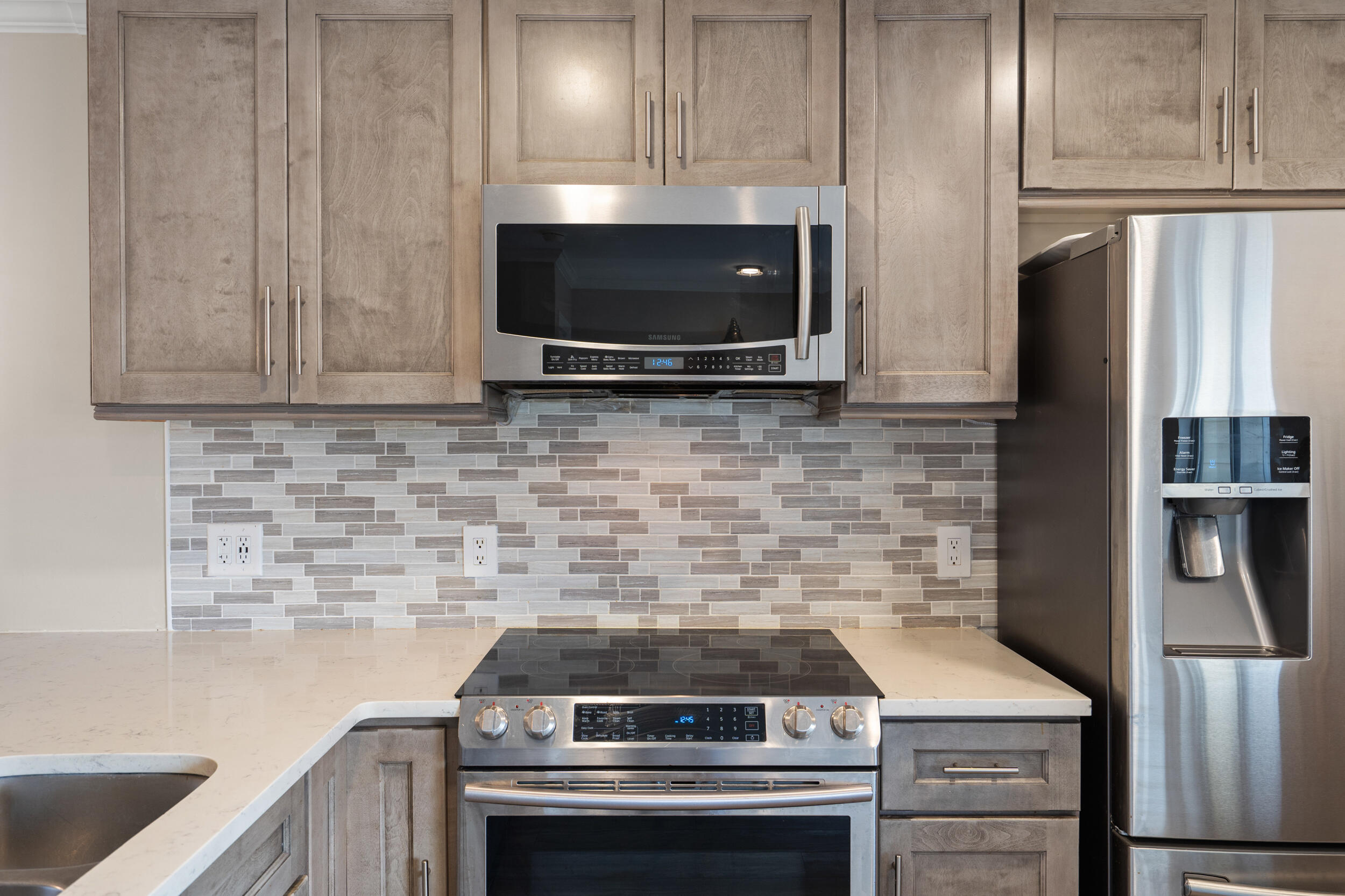 SANDPRINTS CONDO - Residential