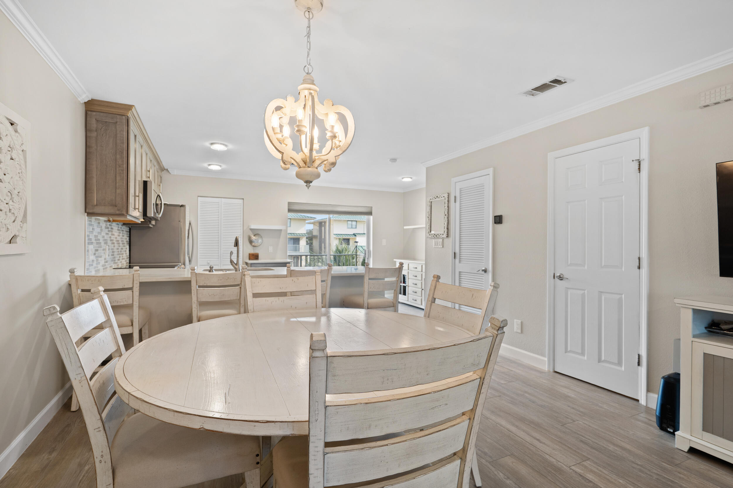 SANDPRINTS CONDO - Residential