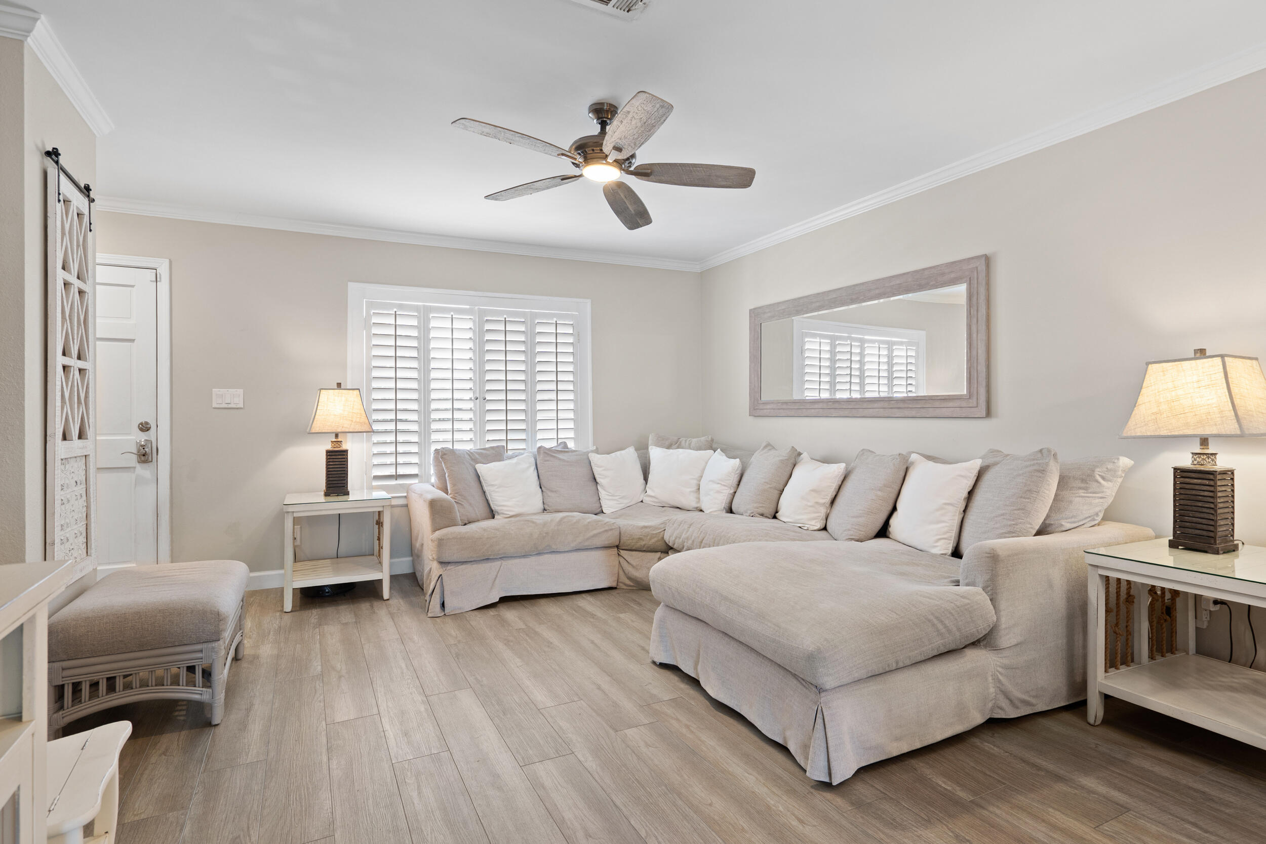 SANDPRINTS CONDO - Residential