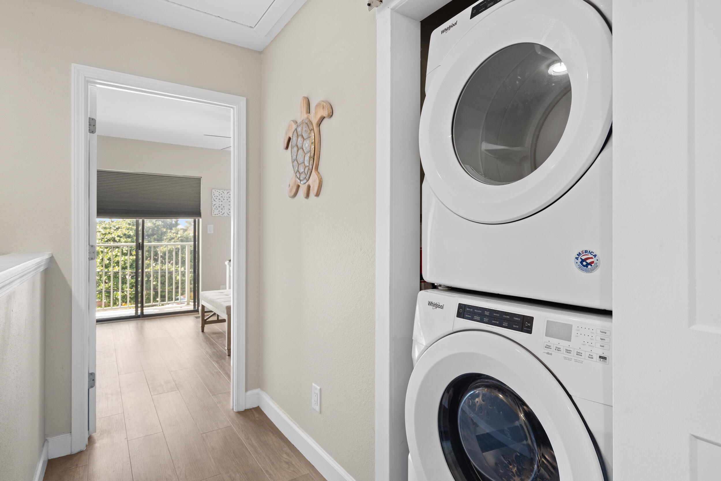 SANDPRINTS CONDO - Residential