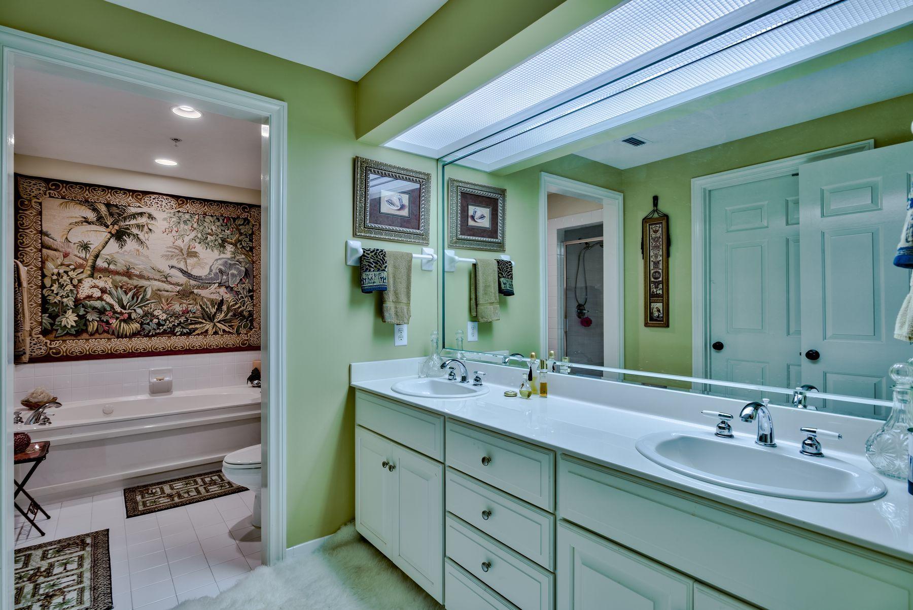 SOUTHWINDS III AT SANDESTIN - Residential