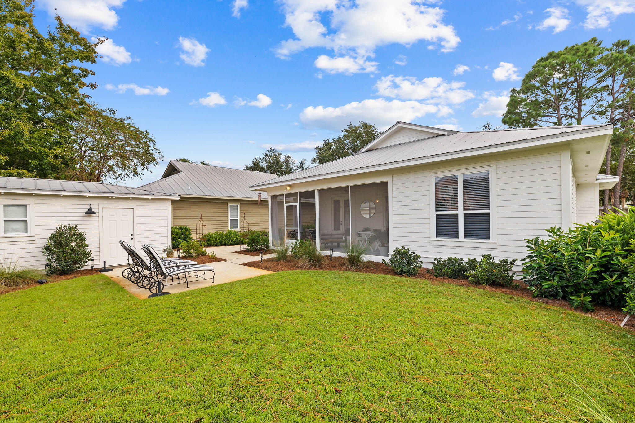 CRYSTAL LAKE II AT SANDESTIN - Residential