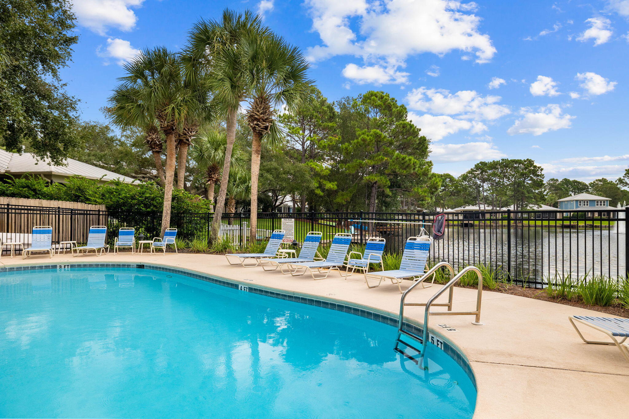 CRYSTAL LAKE II AT SANDESTIN - Residential