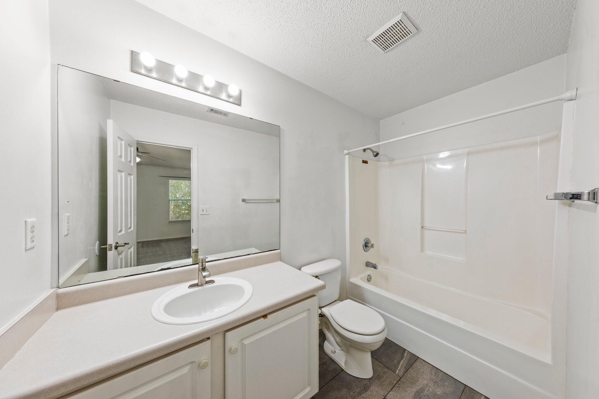 KEYSTONE T/H - Residential