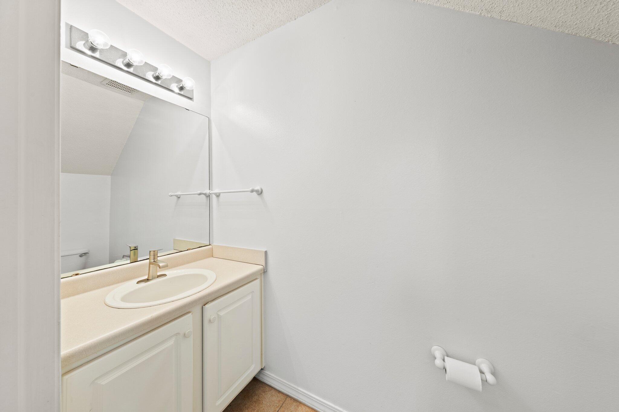 KEYSTONE T/H - Residential