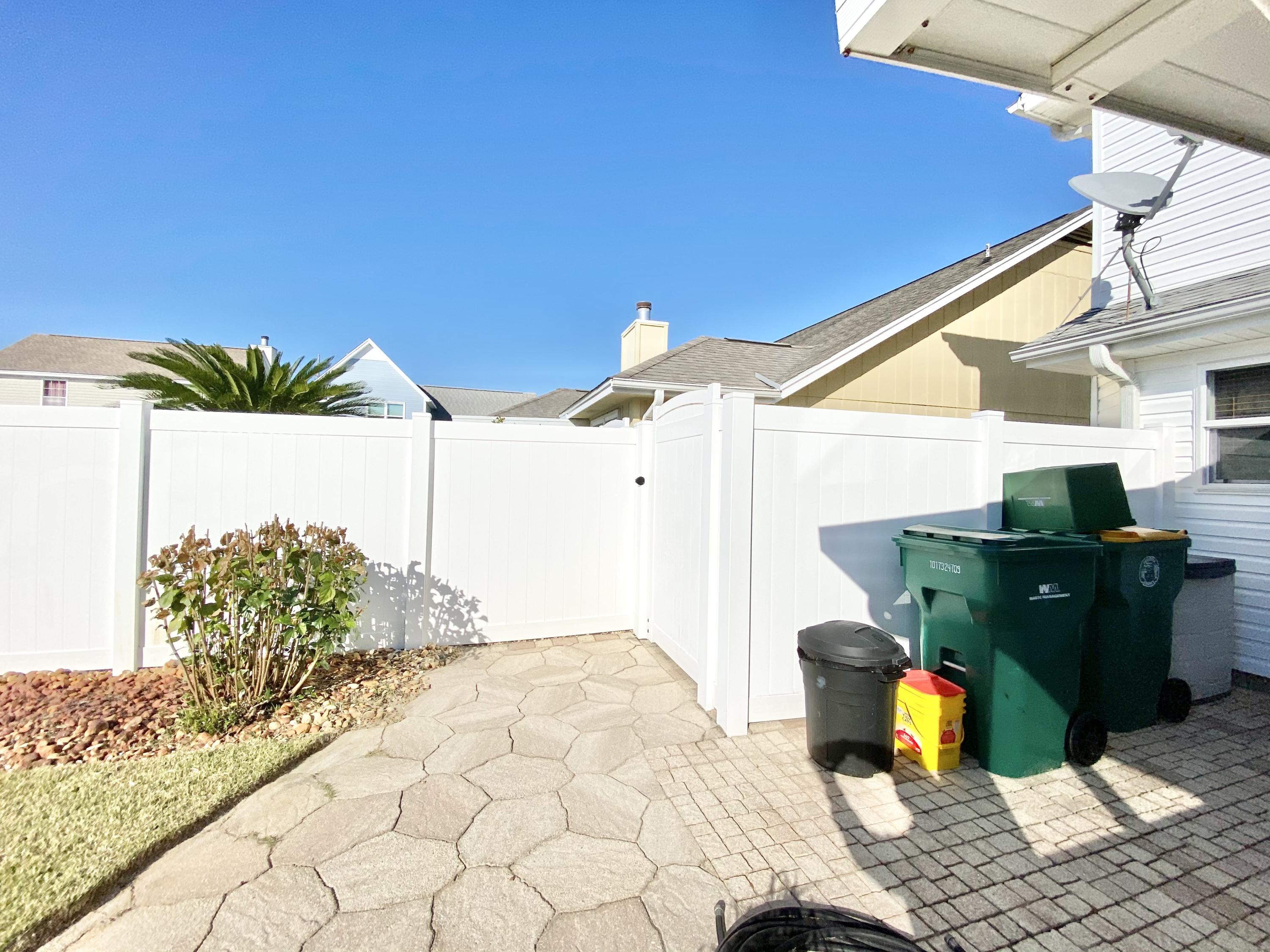 SANDY RIDGE ESTATES - Residential