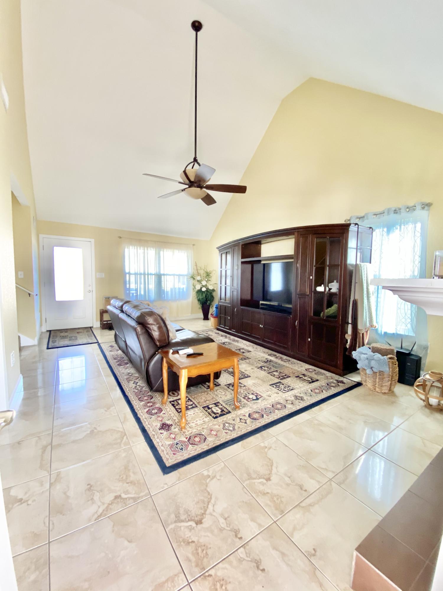 SANDY RIDGE ESTATES - Residential