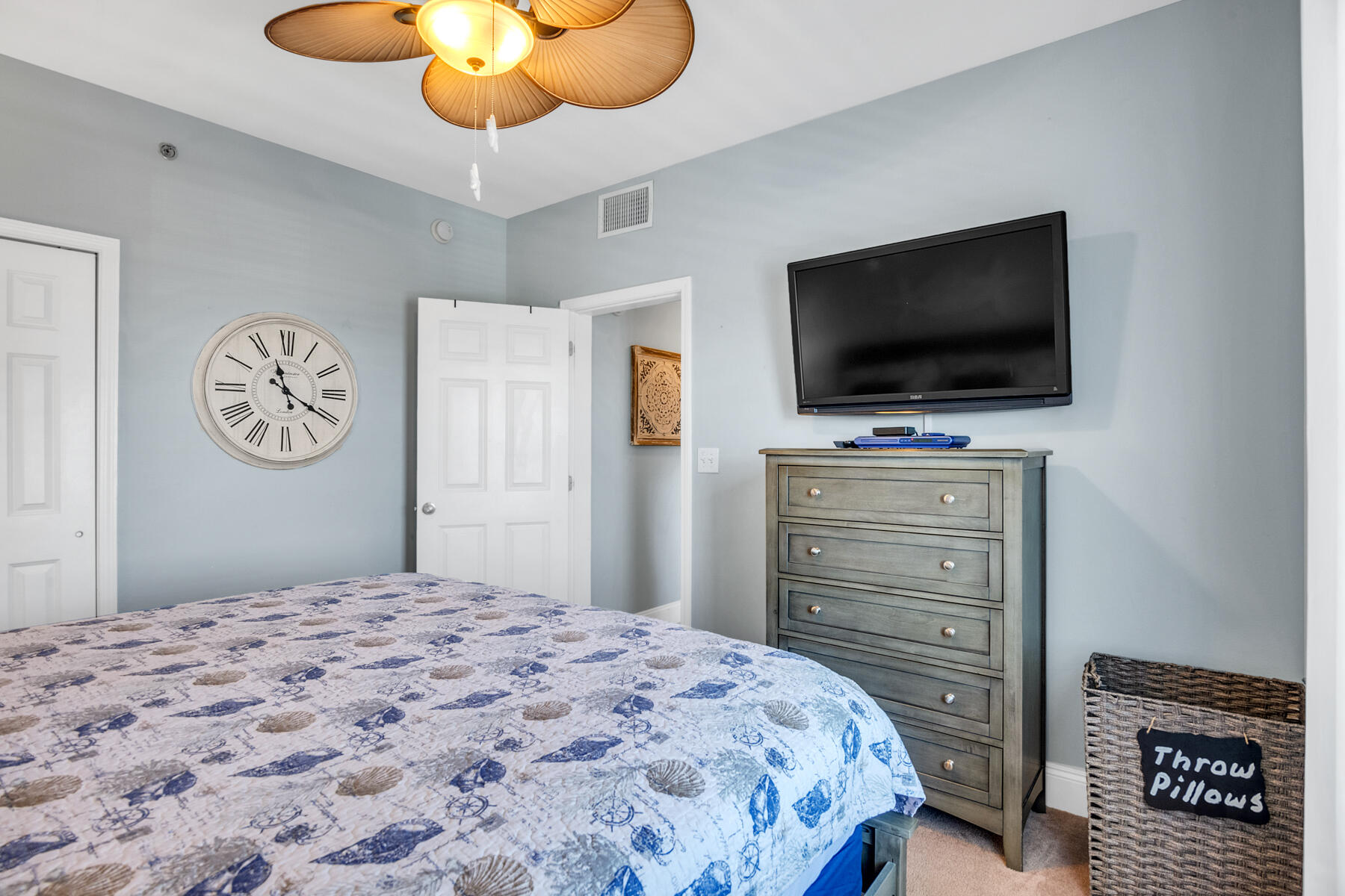 Laketown Wharf - Residential