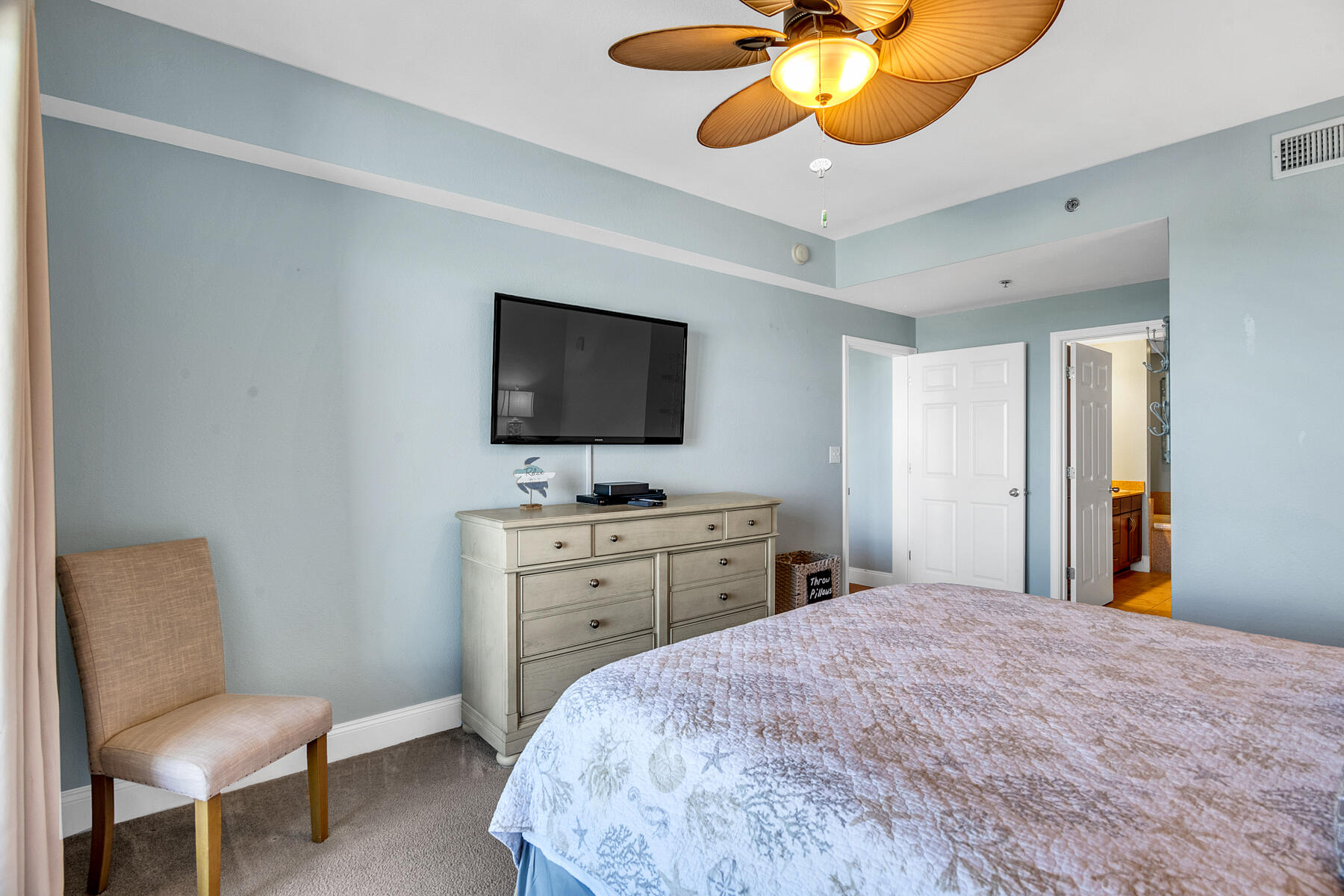 Laketown Wharf - Residential