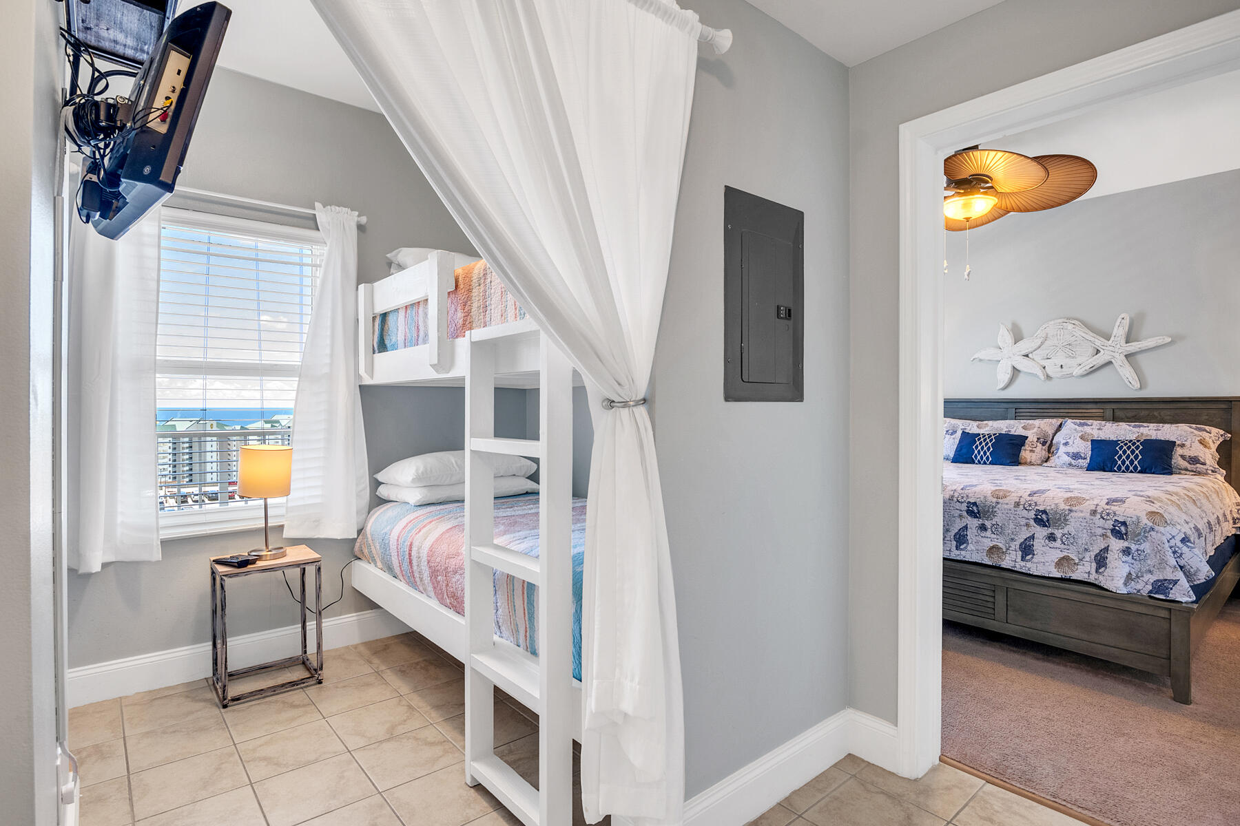 Laketown Wharf - Residential