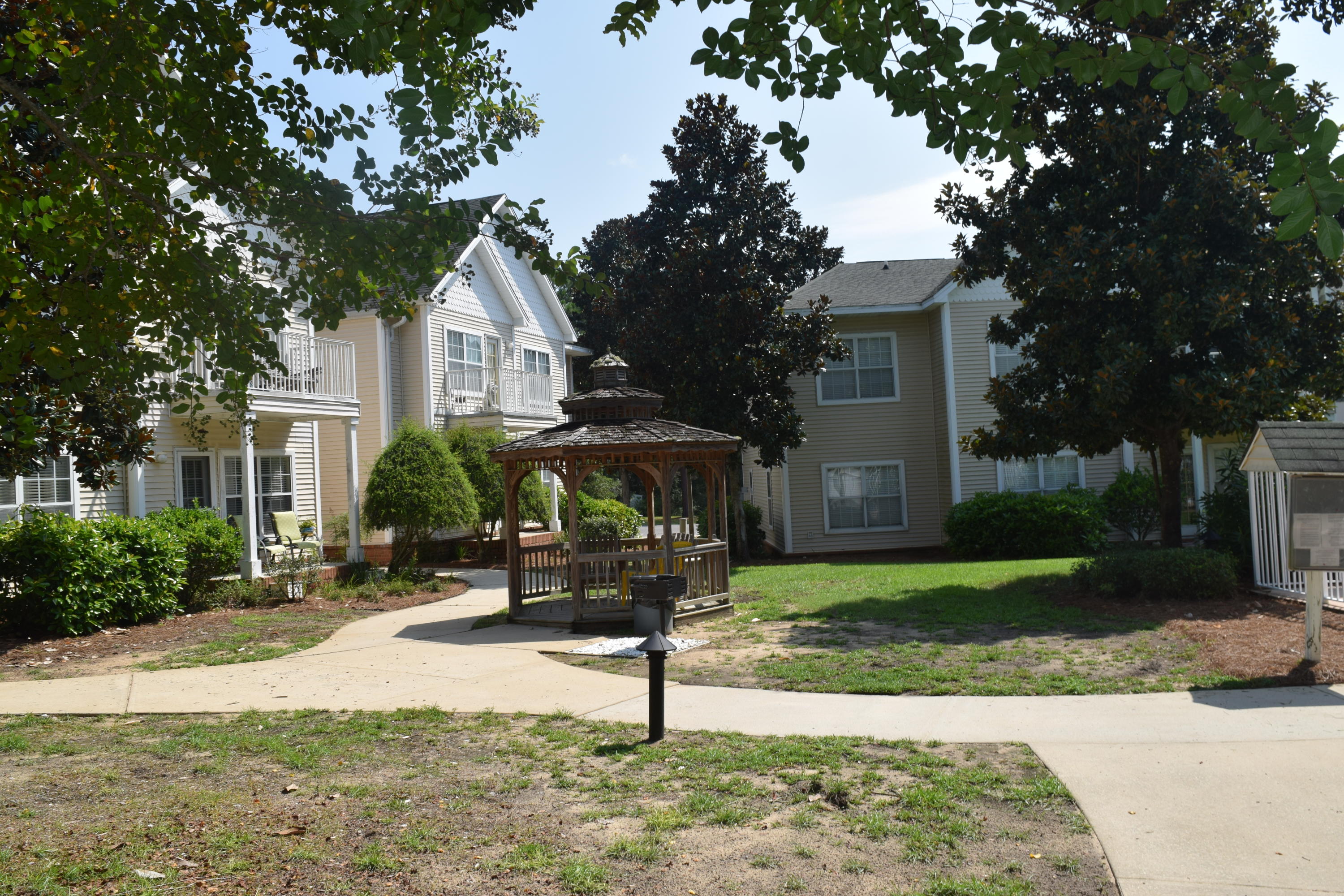 THE OAKS AT NICEVILLE - Residential