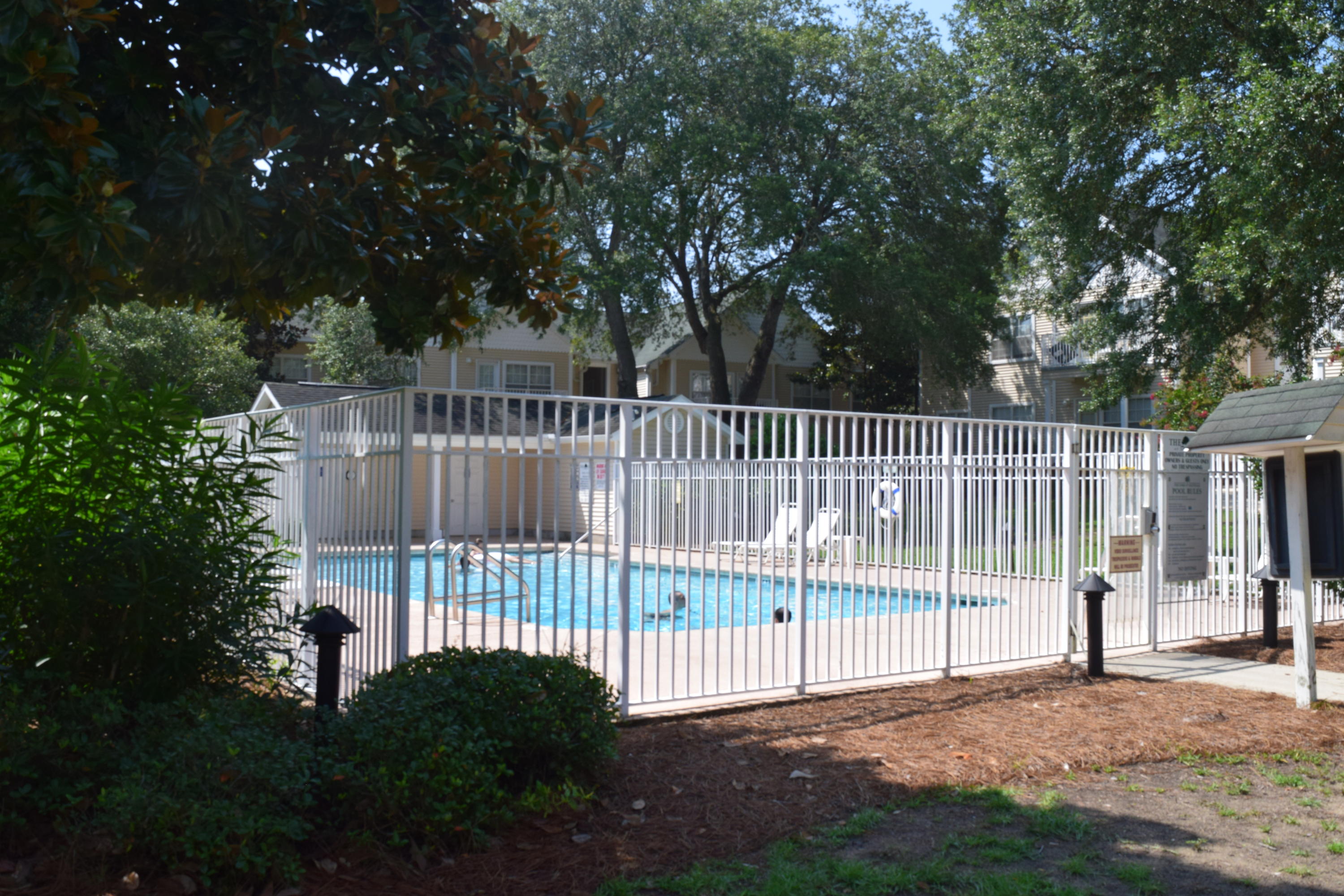 THE OAKS AT NICEVILLE - Residential