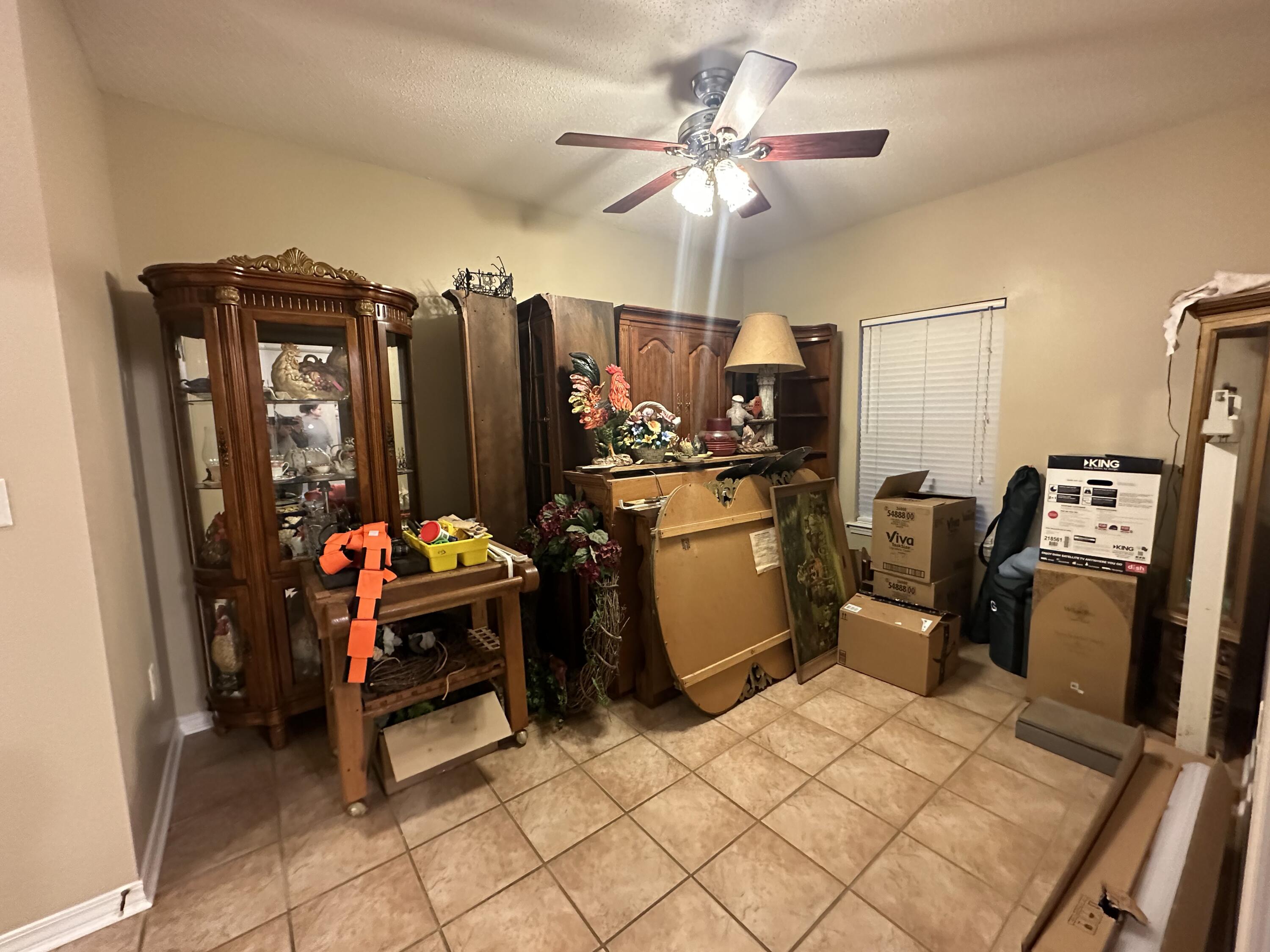 CRESTVIEW SUBURB (231000.00) - Residential