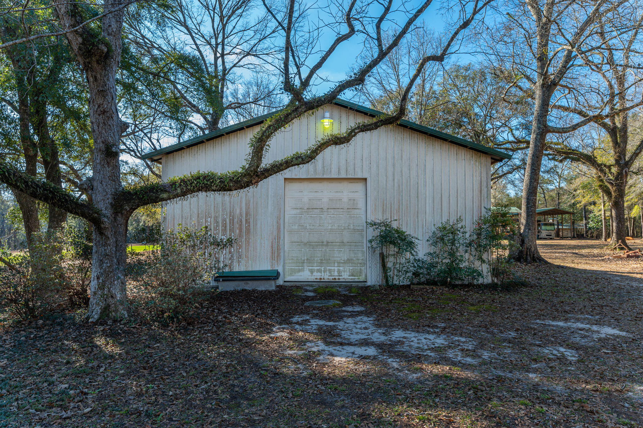 CRESTVIEW SUBURB (231000.00) - Residential