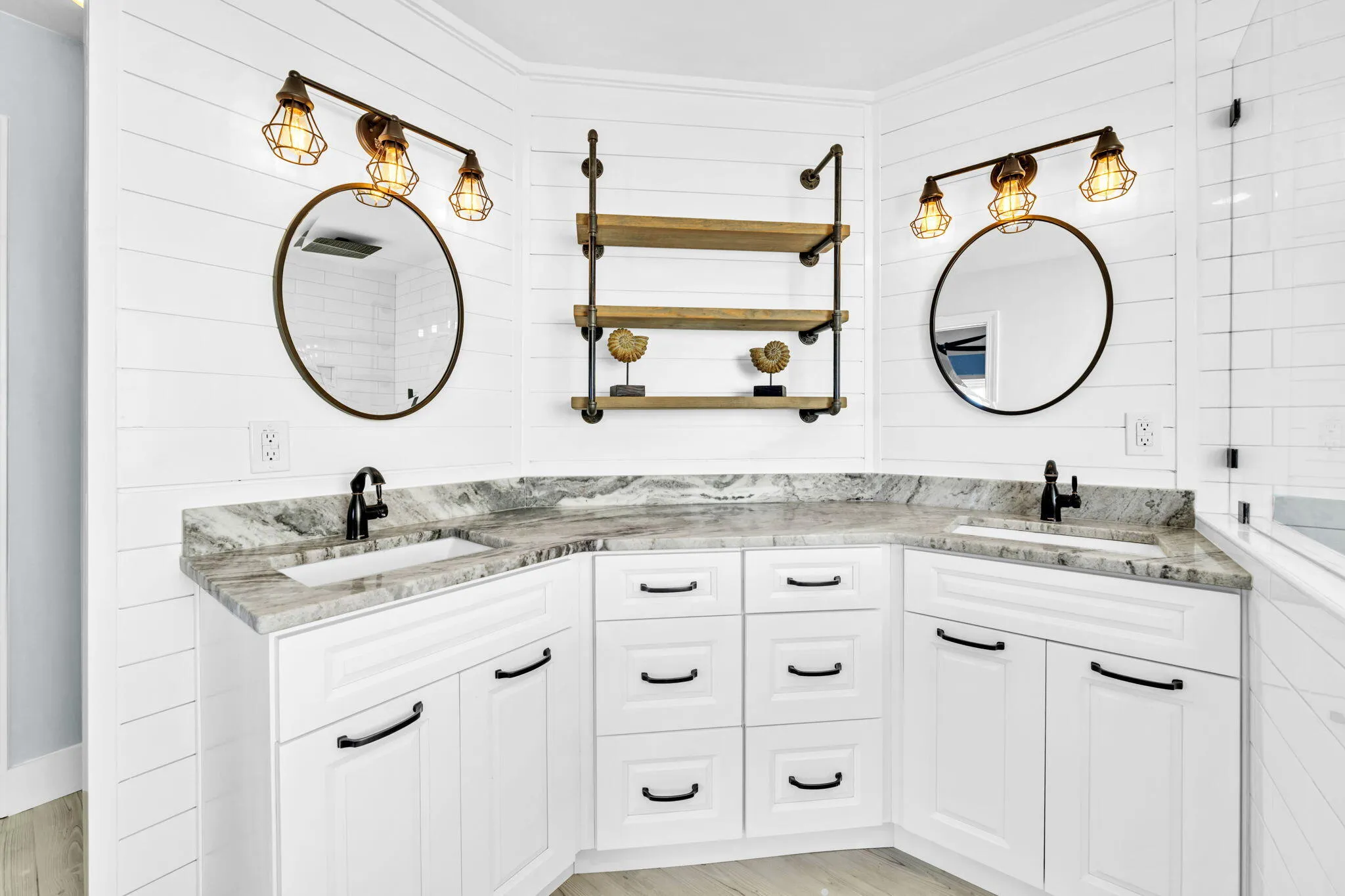 Miramar Beach, Florida, 32550, United States, 4 Bedrooms Bedrooms, ,4 BathroomsBathrooms,Residential,Active,1952232