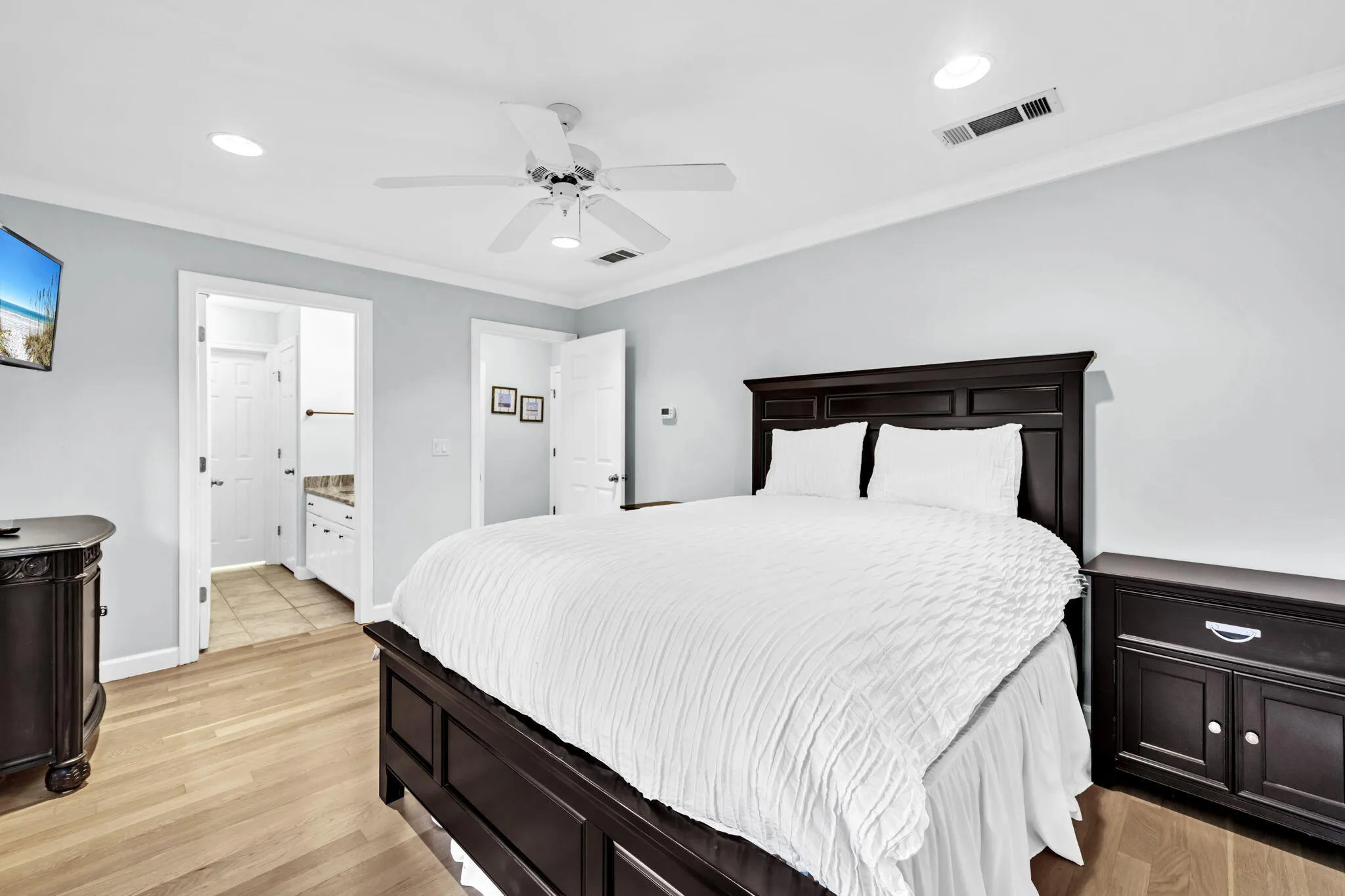 Miramar Beach, Florida, 32550, United States, 4 Bedrooms Bedrooms, ,4 BathroomsBathrooms,Residential,Active,1952232