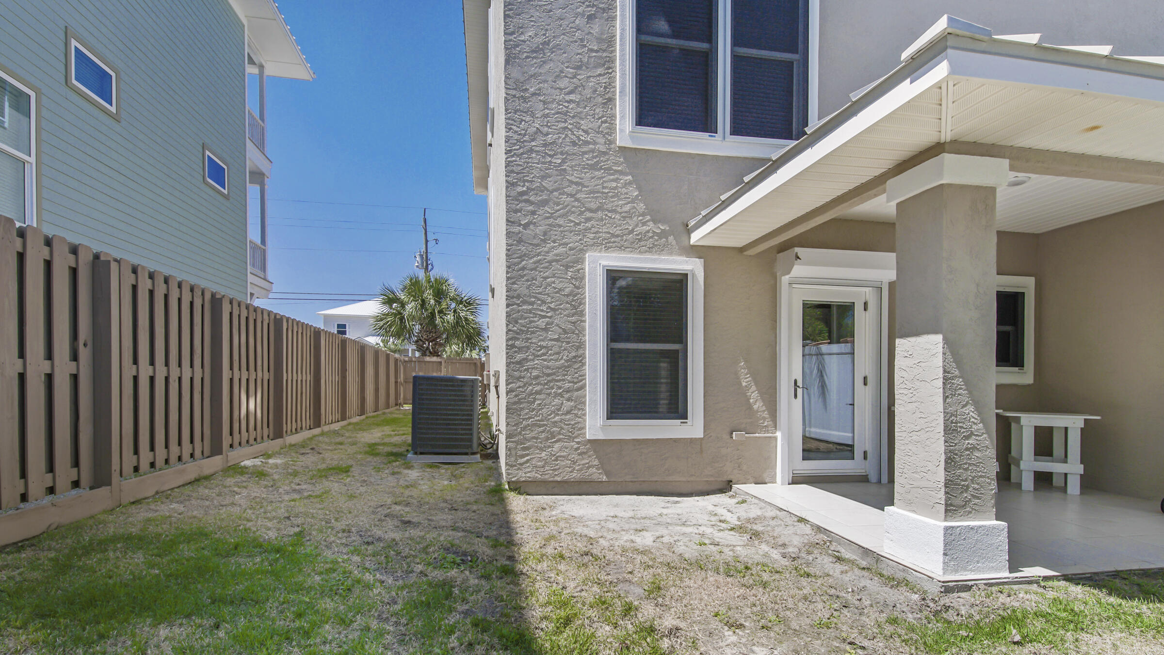 LAGUNA BEACH ESTATES 2ND ADDN - Residential