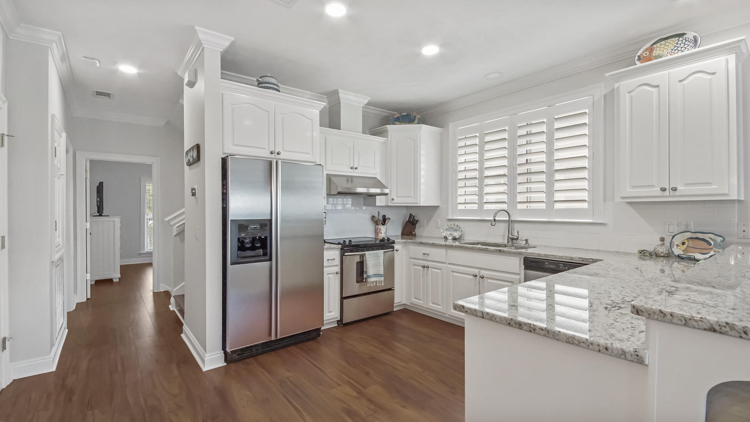 LAGUNA BEACH ESTATES 2ND ADDN - Residential