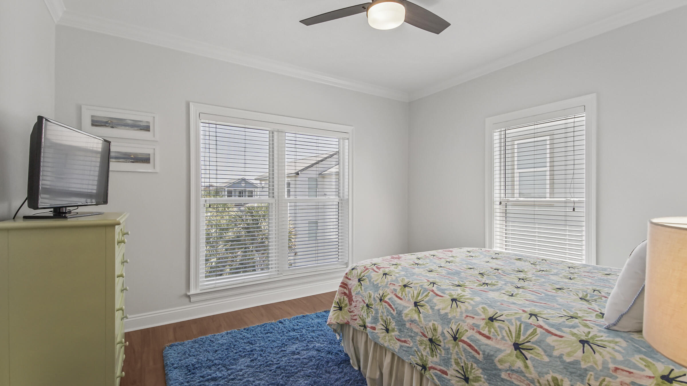 LAGUNA BEACH ESTATES 2ND ADDN - Residential