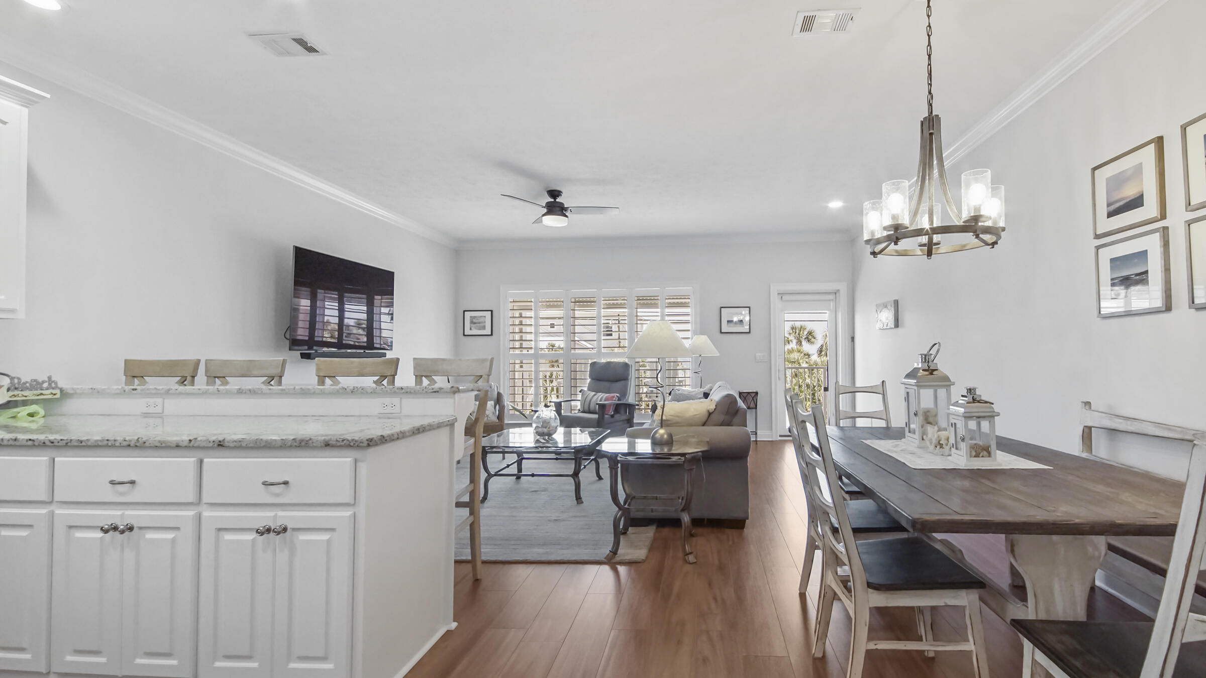 LAGUNA BEACH ESTATES 2ND ADDN - Residential
