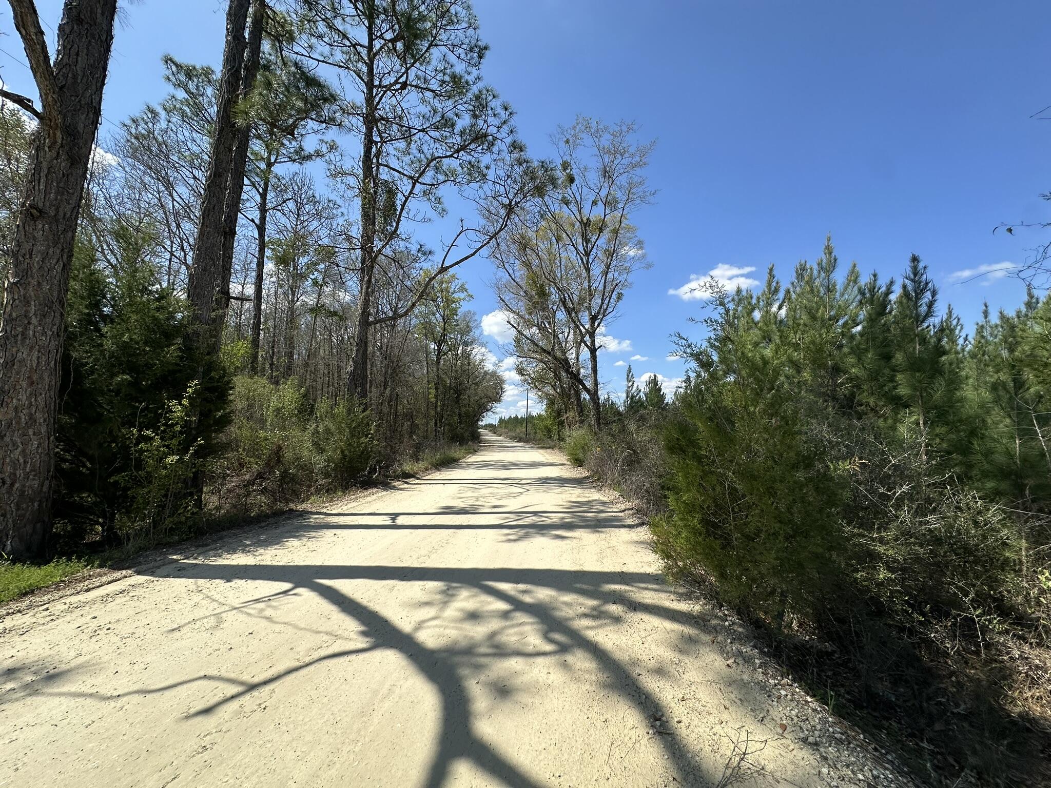 METES & BOUNDS - Land