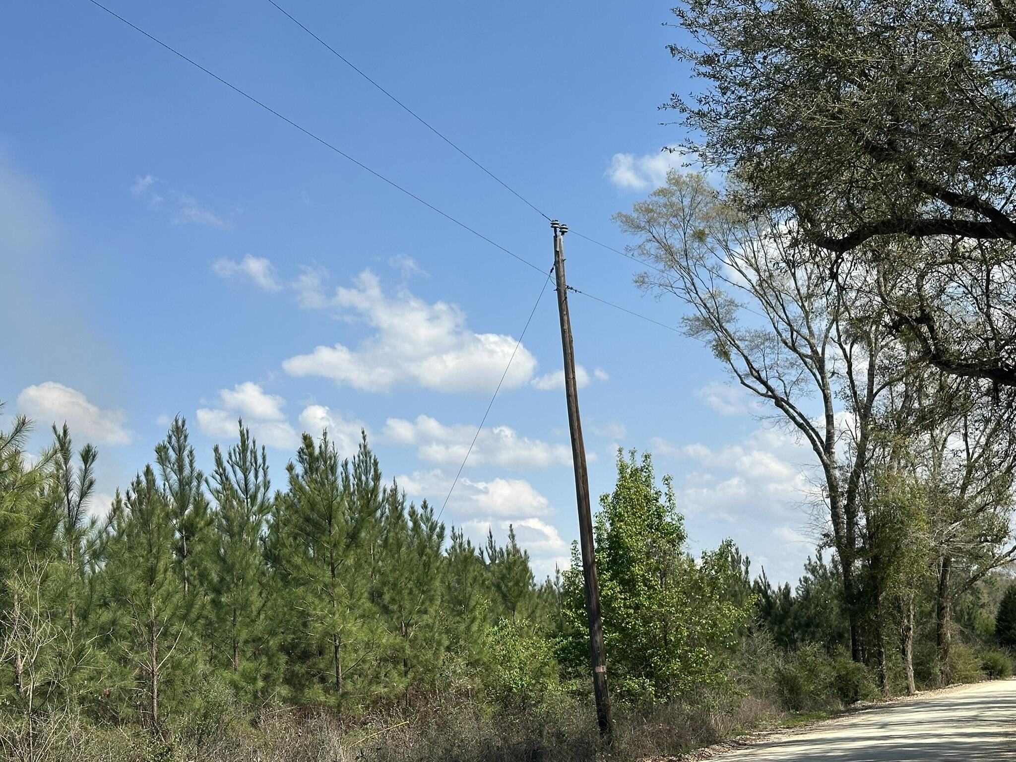 METES & BOUNDS - Land