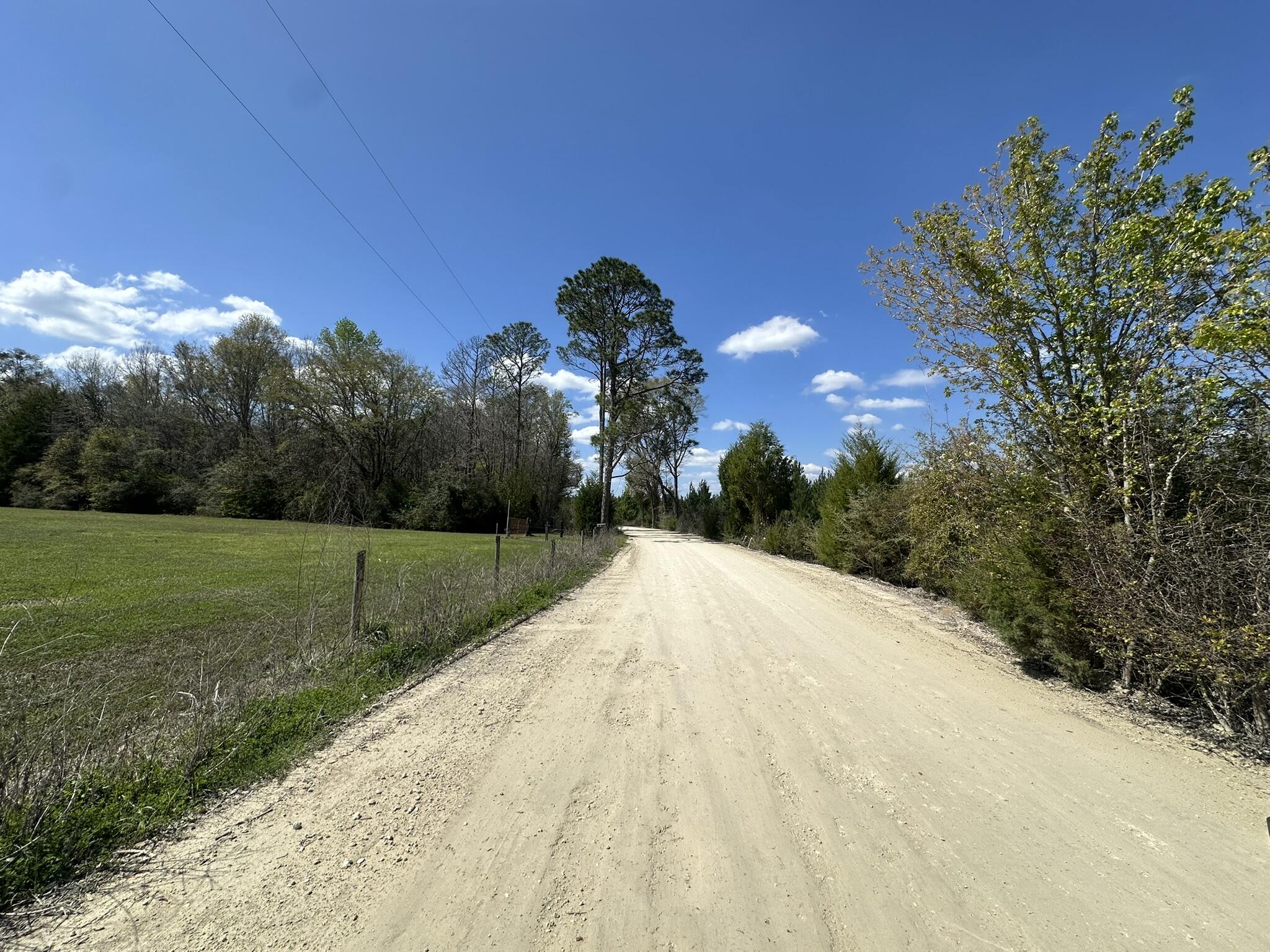 METES & BOUNDS - Land