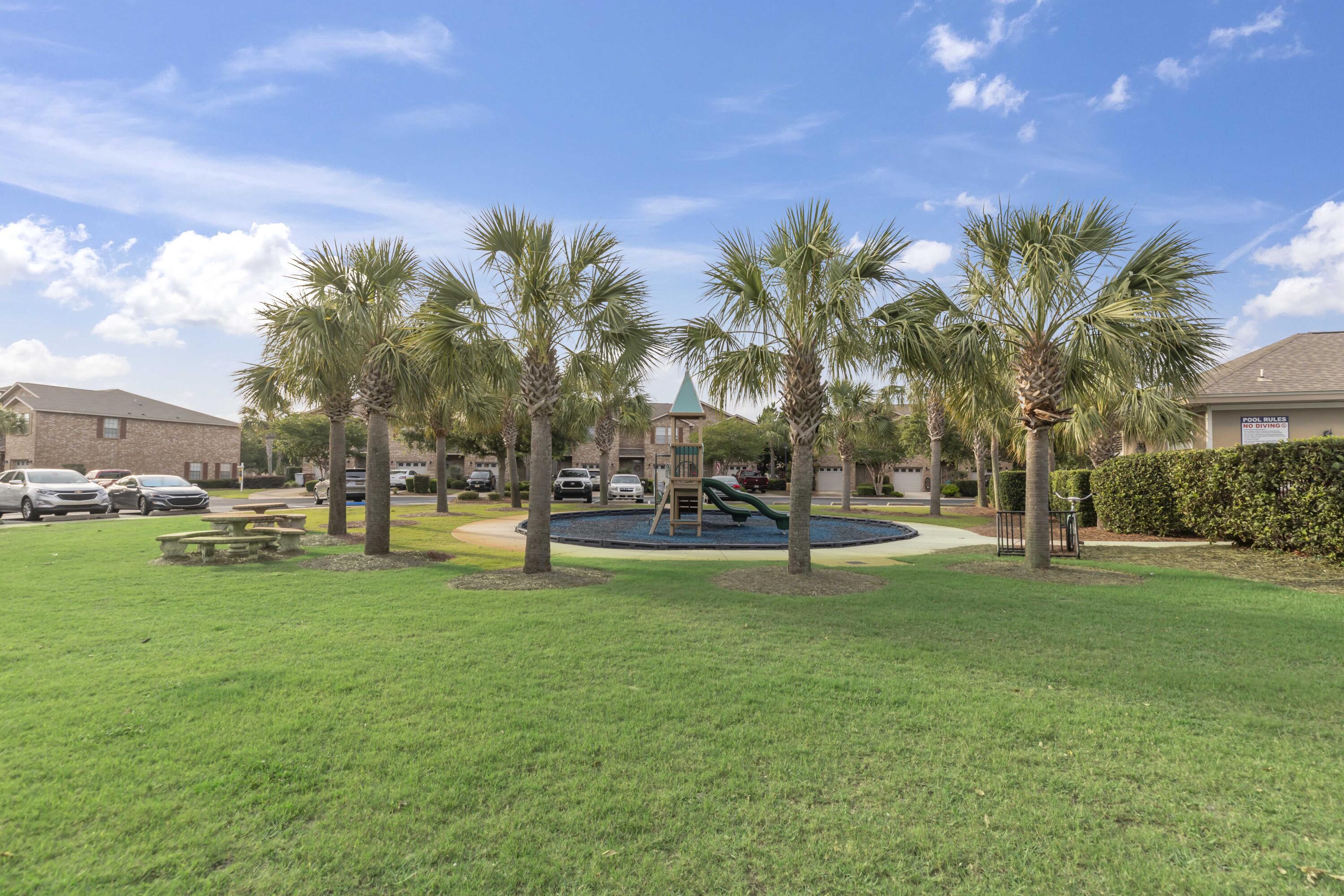 RESERVE POINTE - Residential